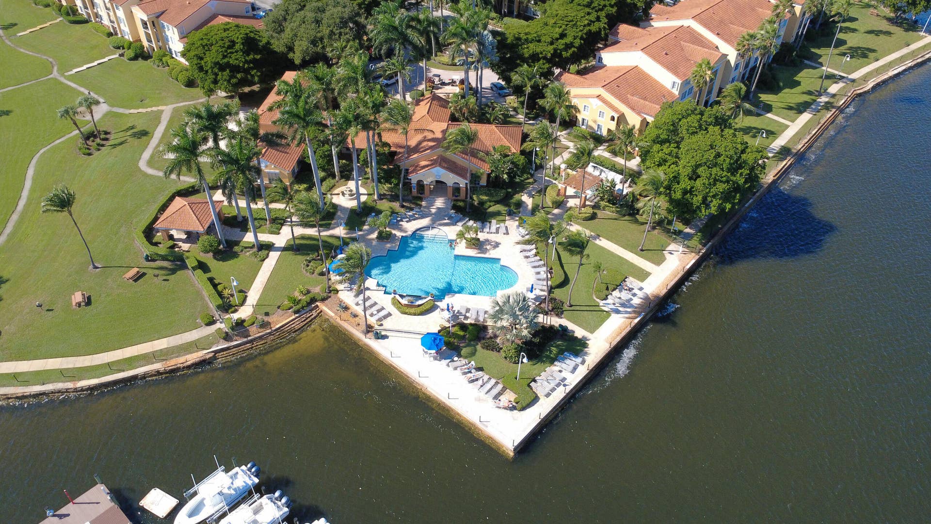 131 Yacht Club Way, #109, Hypoluxo, FL 33462 4