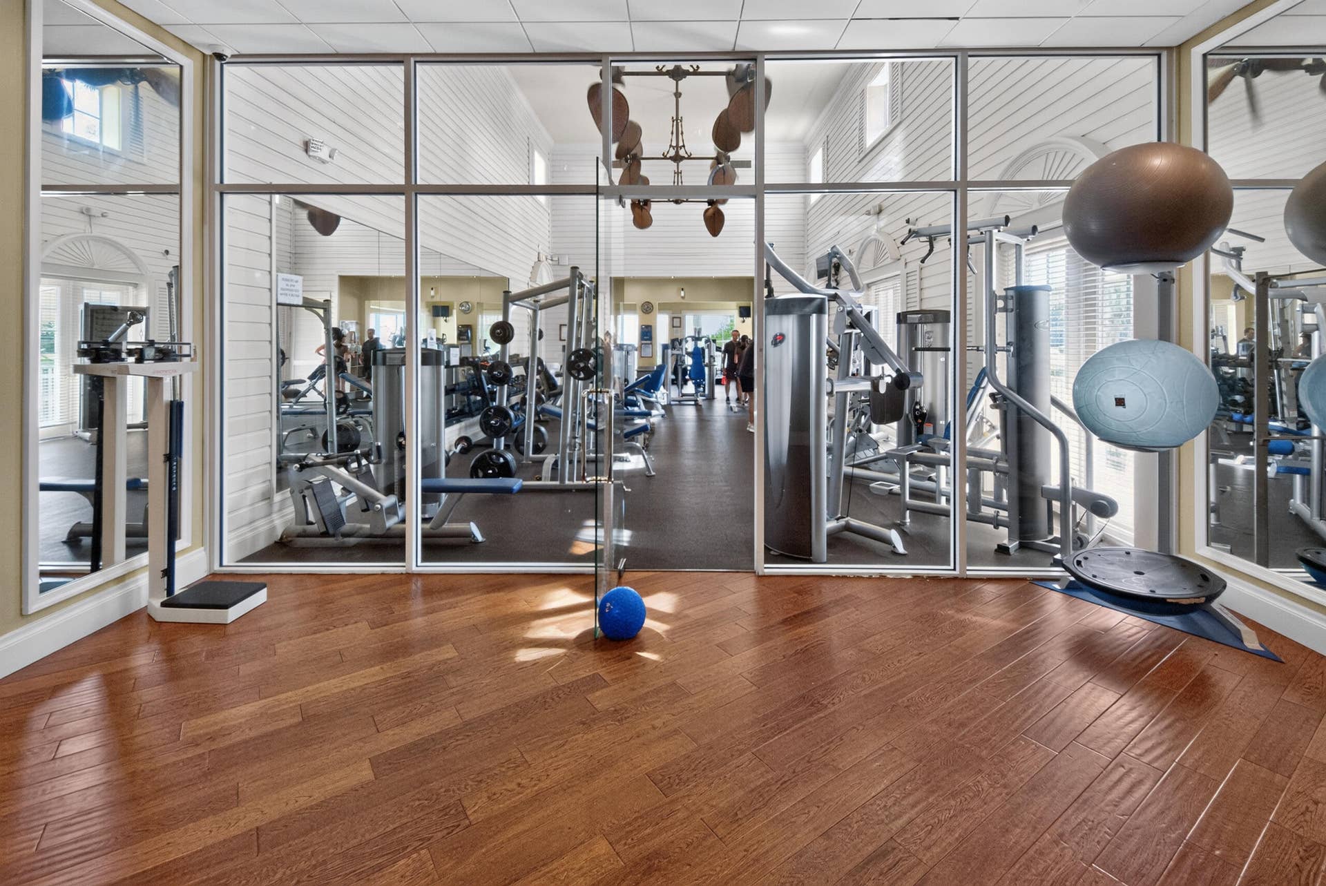 131 Yacht Club Way, #109, Hypoluxo, FL 33462 yoga room