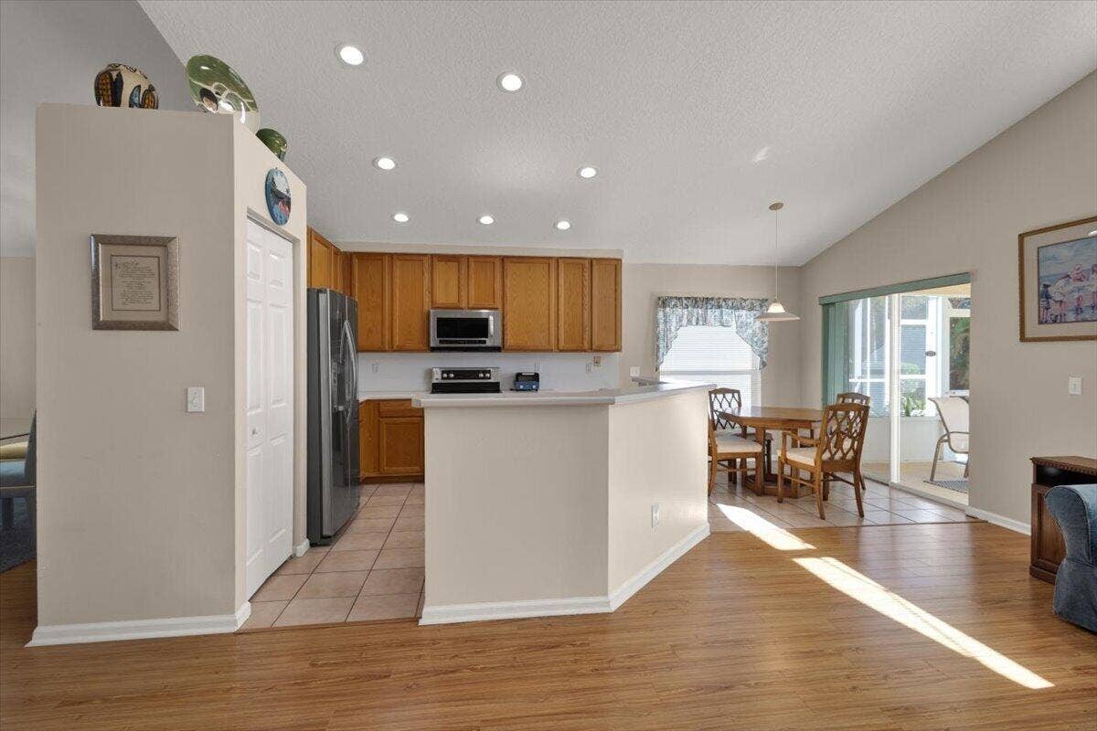 7119 SE Twin Oaks Circle, Stuart, FL 34997 23-GG3A9669