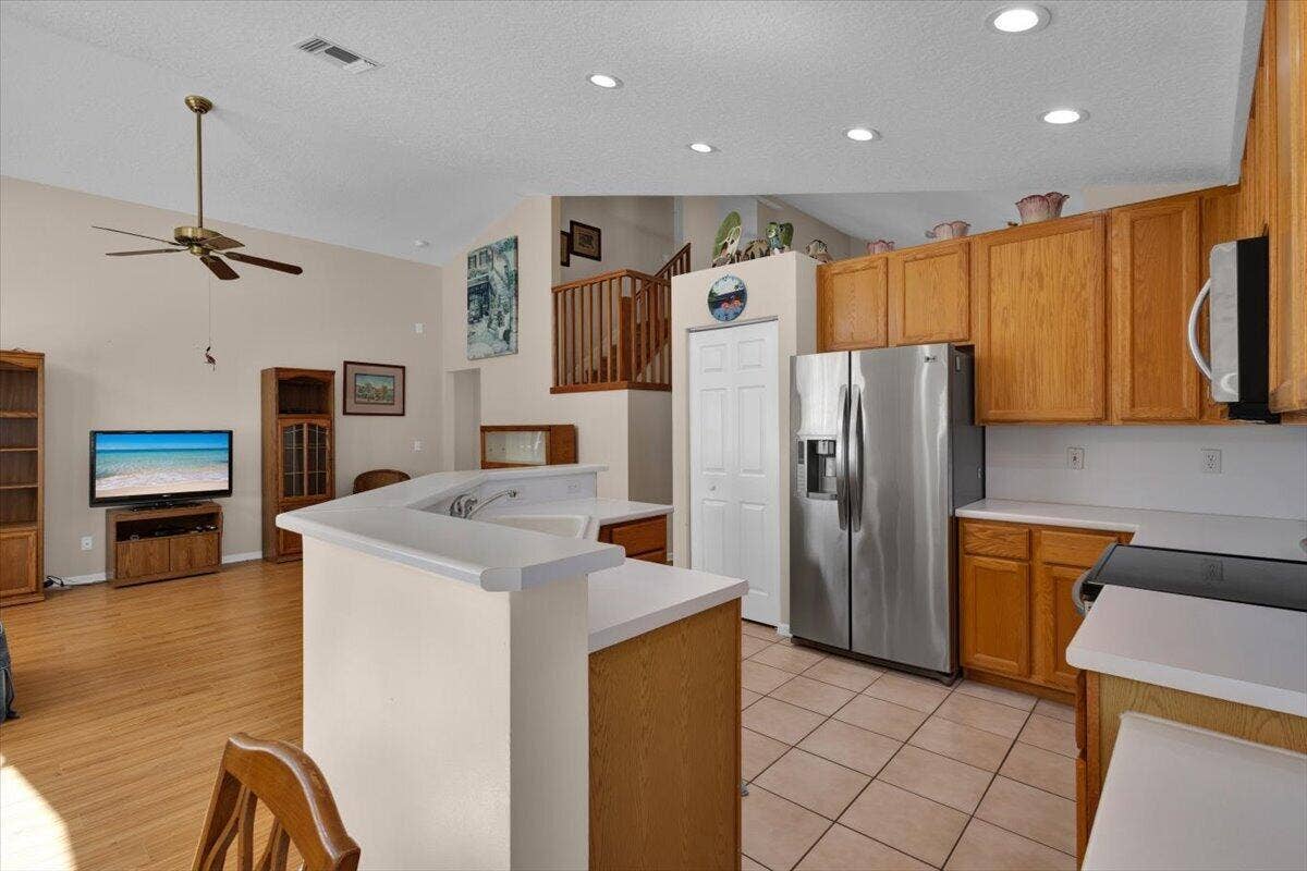 7119 SE Twin Oaks Circle, Stuart, FL 34997 33-GG3A9699