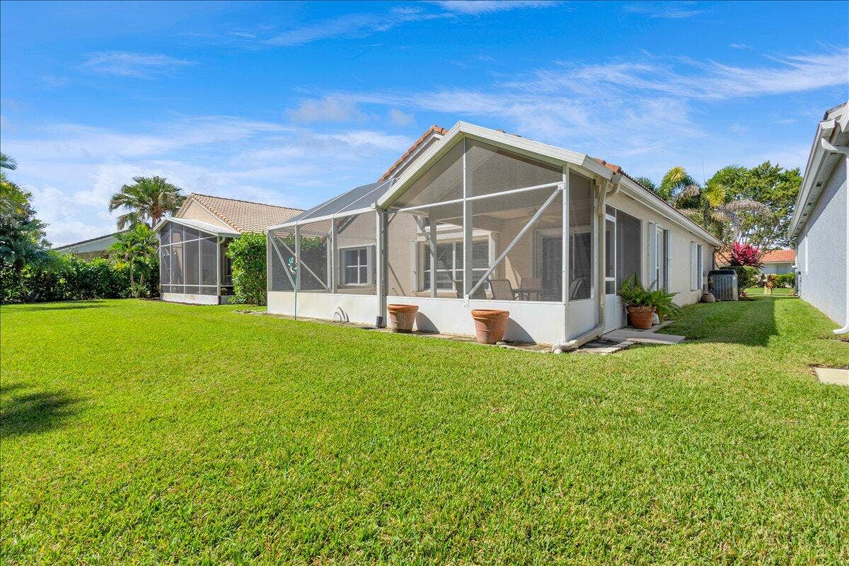 7119 SE Twin Oaks Circle, Stuart, FL 34997 84-GG3A9856