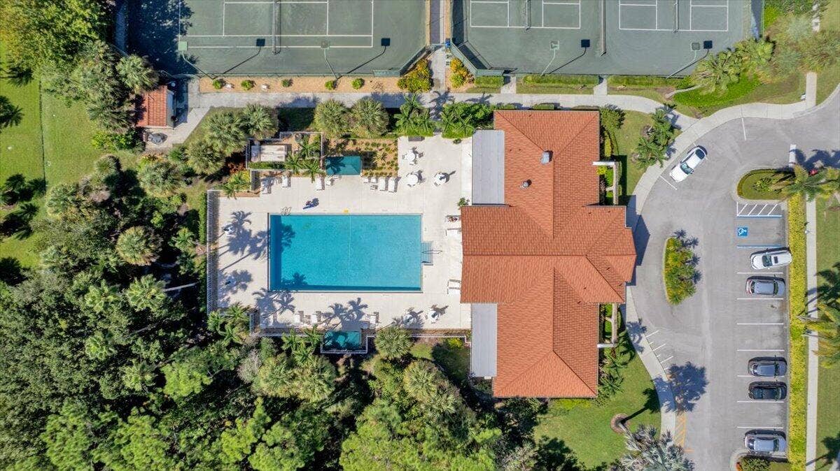 7119 SE Twin Oaks Circle, Stuart, FL 34997 Clubhouse,Heated Pool