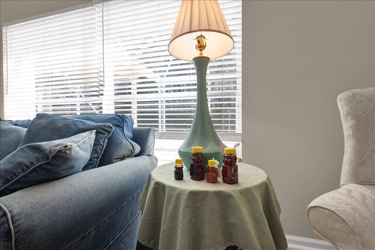 7119 SE Twin Oaks Circle, Stuart, FL 34997 Family Room ...Look really close