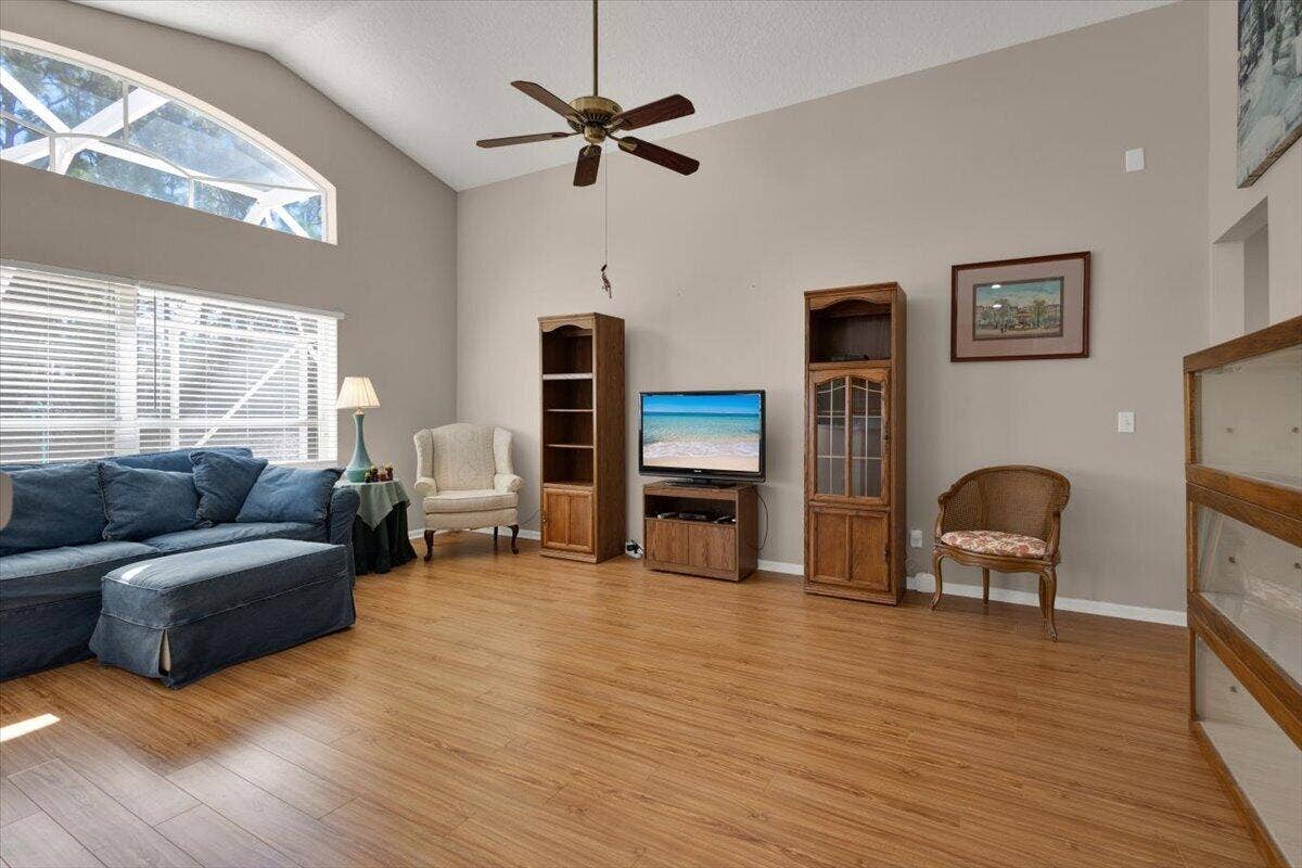 7119 SE Twin Oaks Circle, Stuart, FL 34997 Family Room