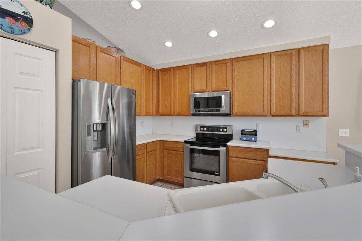 7119 SE Twin Oaks Circle, Stuart, FL 34997 26-GG3A9678