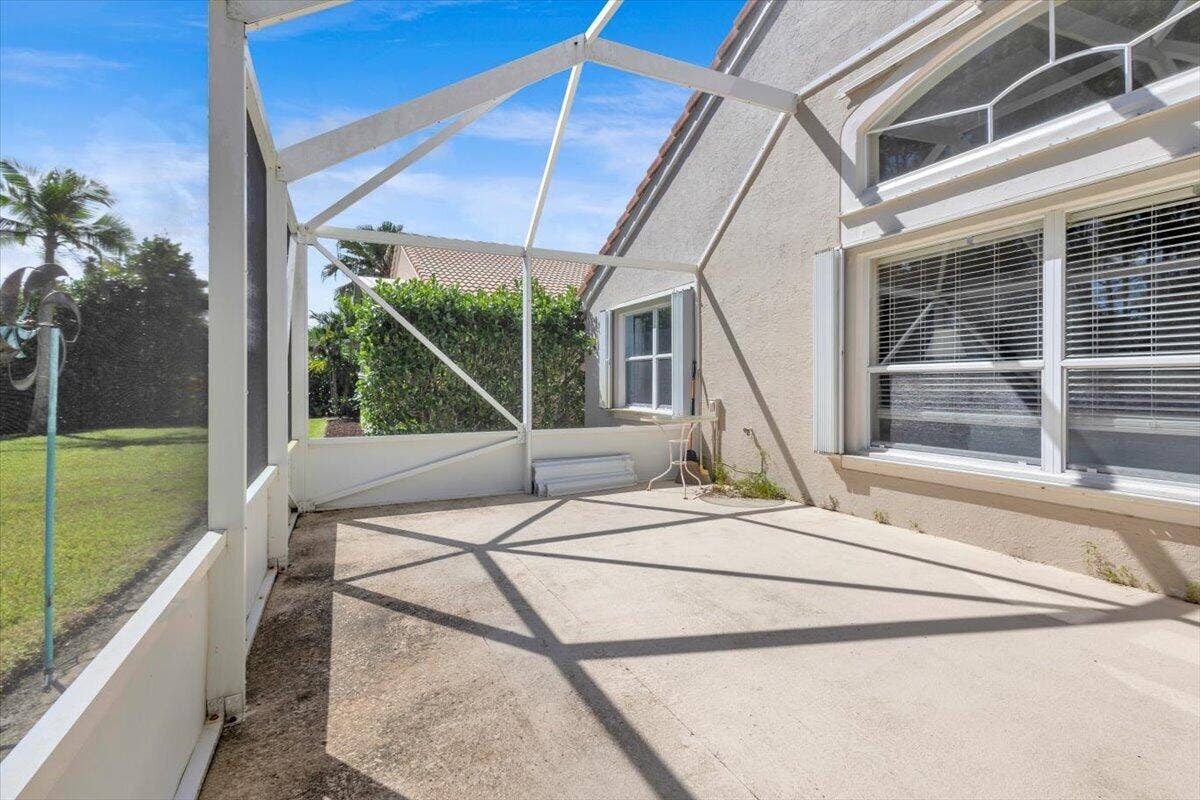 7119 SE Twin Oaks Circle, Stuart, FL 34997 79-GG3A9841