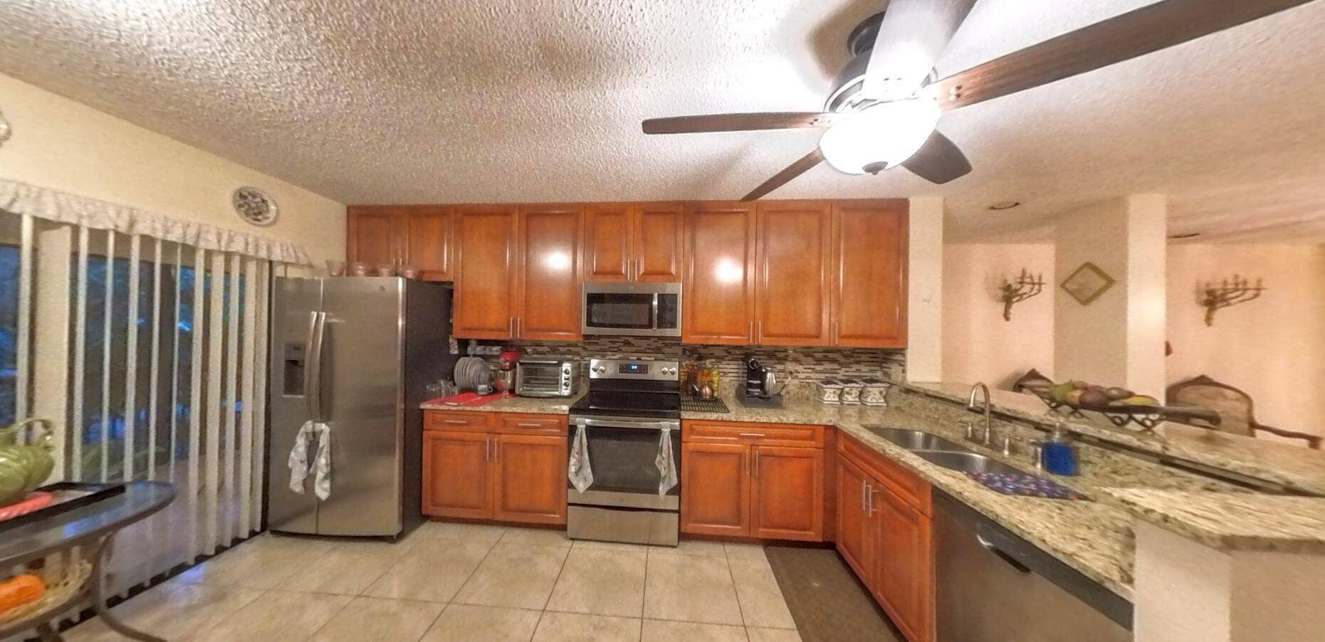 3002 Lucerne Park Drive, #5121, Greenacres, FL 33467 Kitchen