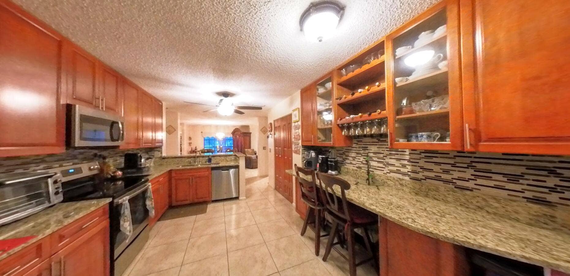 3002 Lucerne Park Drive, #5121, Greenacres, FL 33467 Kitchen
