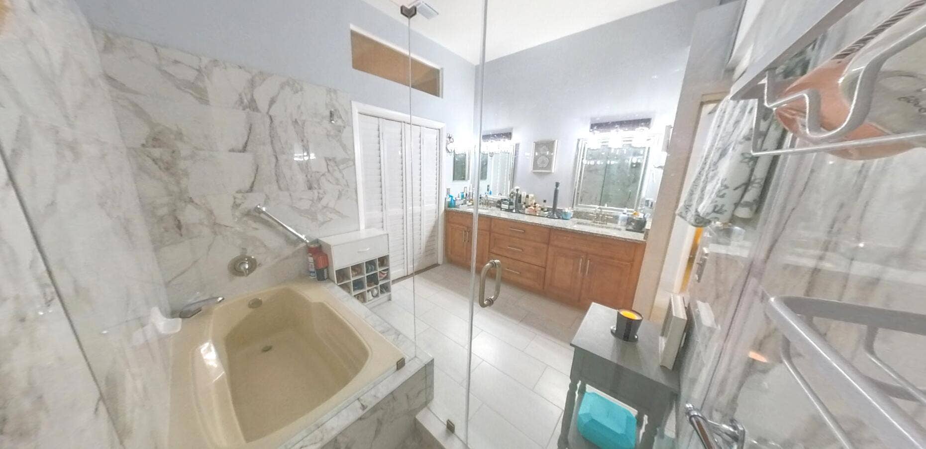 3002 Lucerne Park Drive, #5121, Greenacres, FL 33467 Master Bathroom