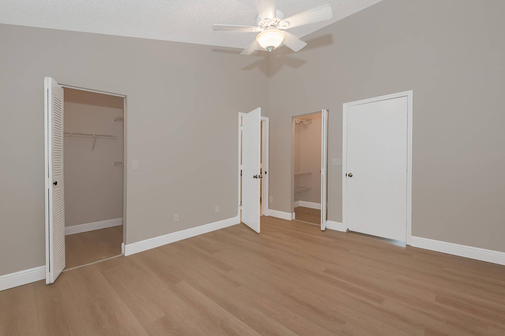 204 SW 120TH Avenue, #204, Pembroke Pines, FL 33025 0-17