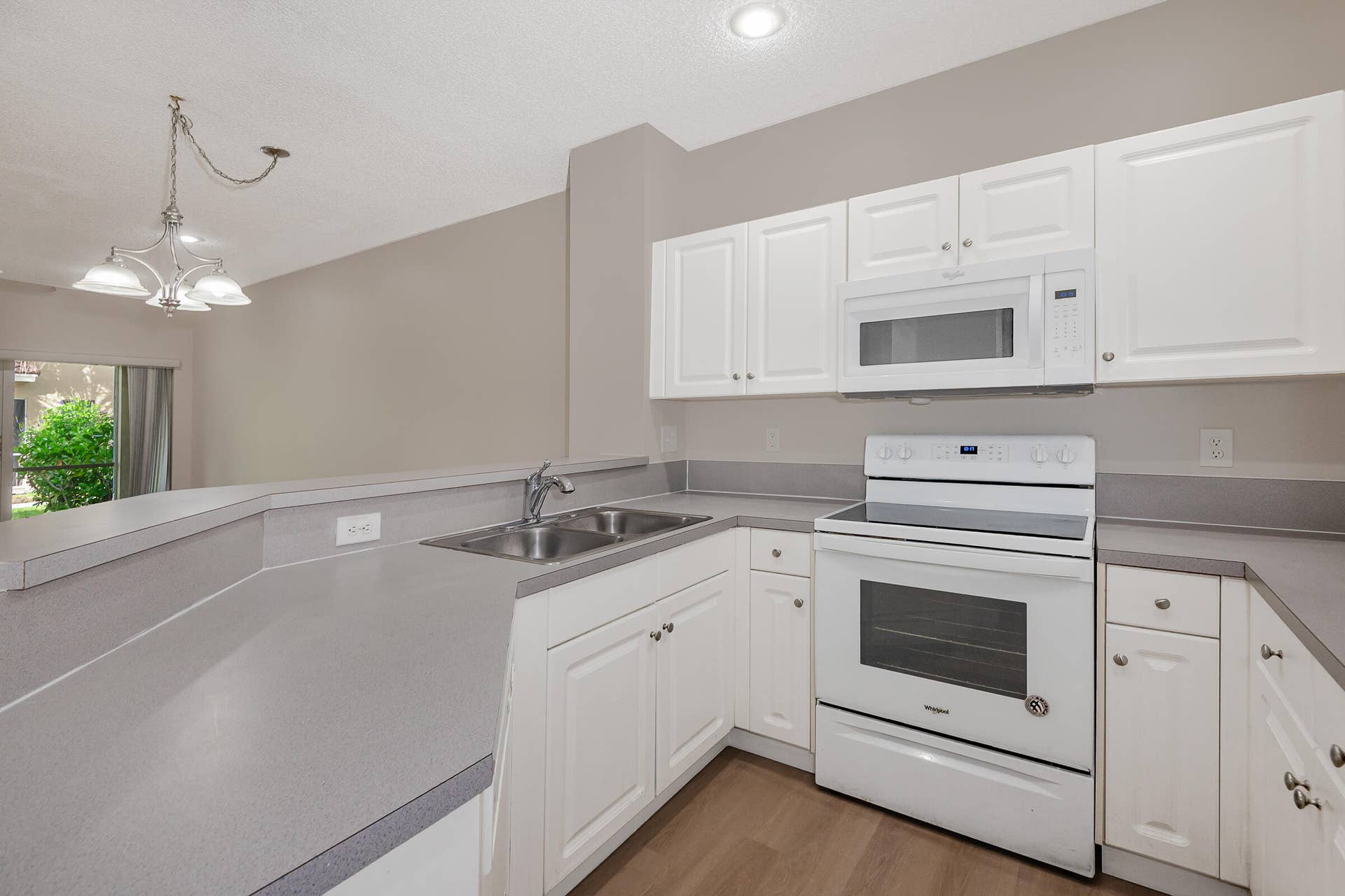 204 SW 120TH Avenue, #204, Pembroke Pines, FL 33025 0-10
