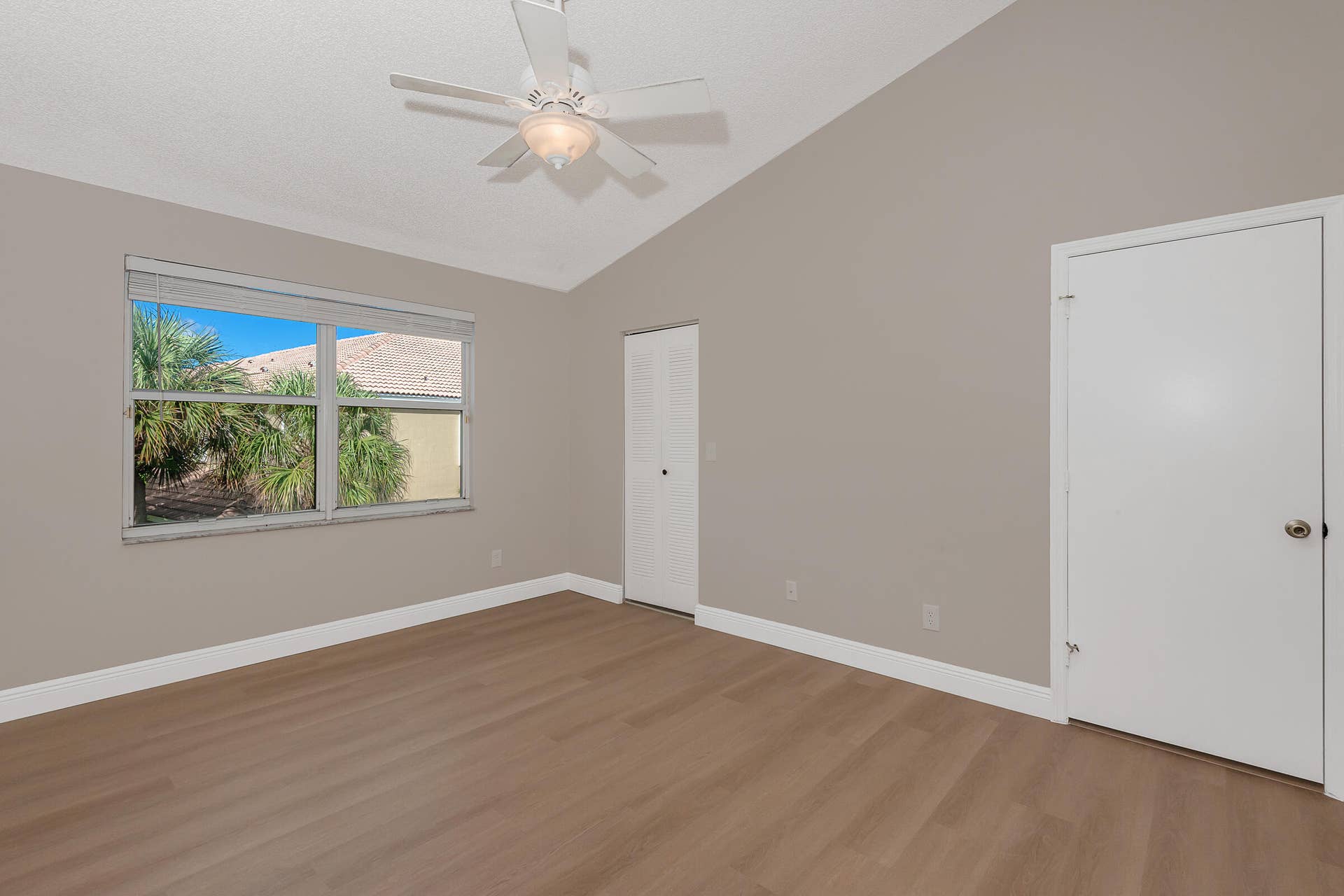 204 SW 120TH Avenue, #204, Pembroke Pines, FL 33025 0-15