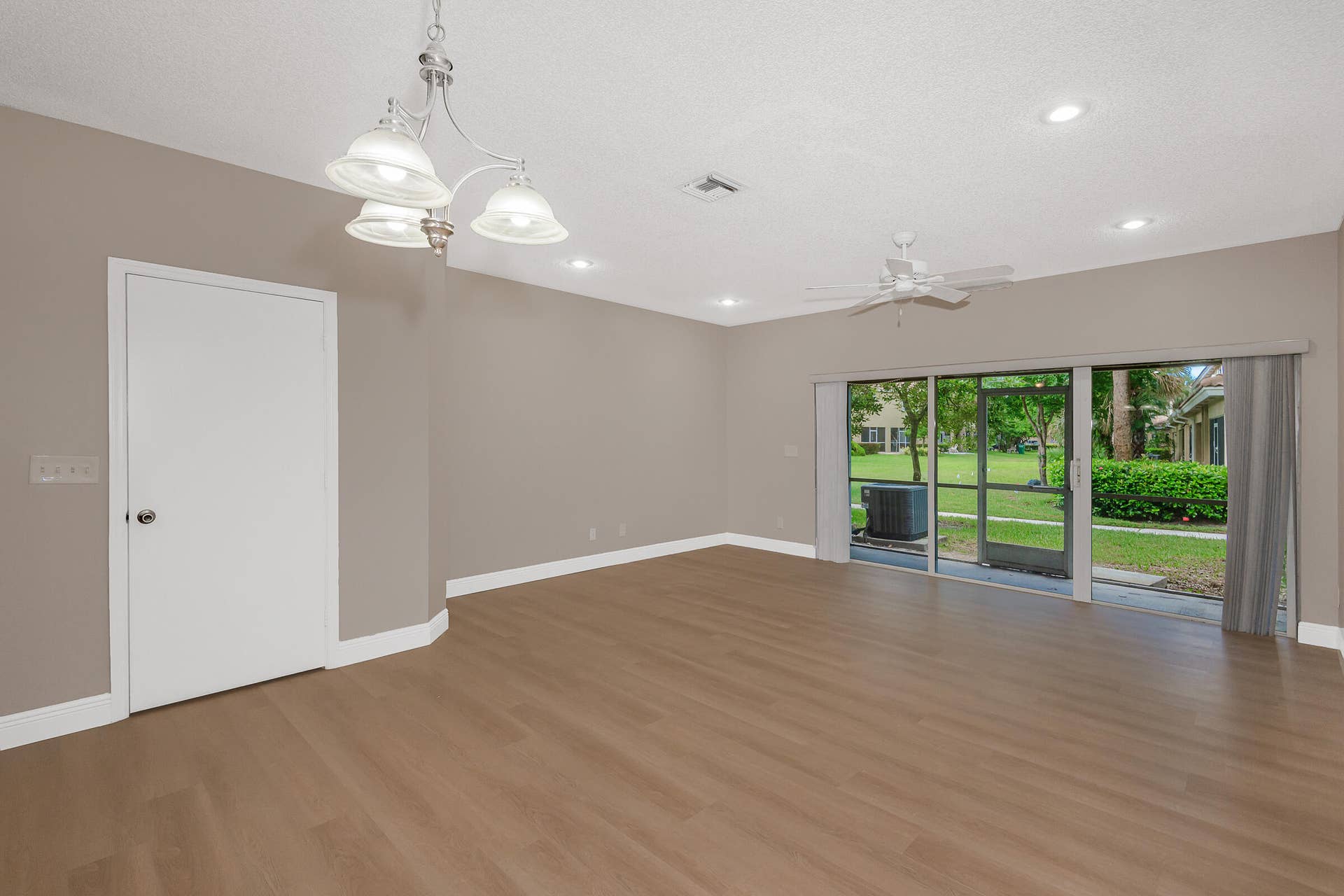 204 SW 120TH Avenue, #204, Pembroke Pines, FL 33025 0-4