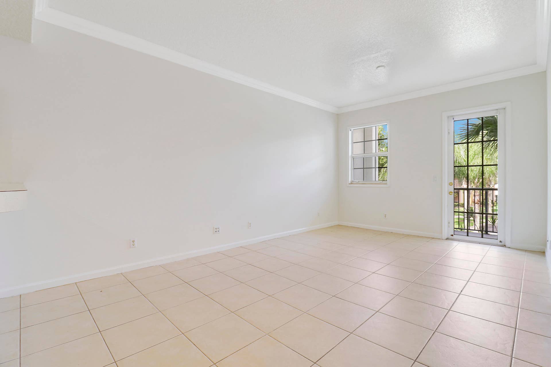 10320 SW Stephanie Way, #7-204, Port St Lucie, FL 34987 Living Room