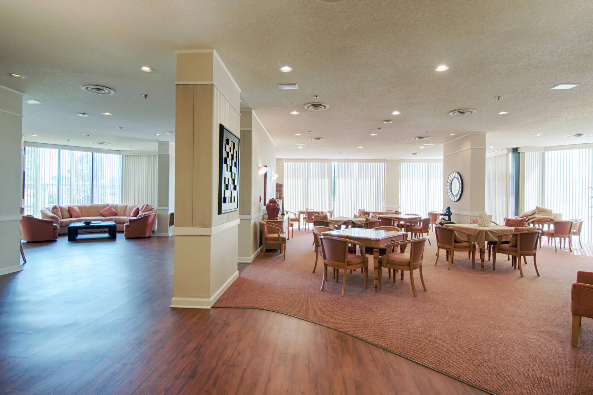 1900 CONSULATE Place, #1004, West Palm Beach, FL 33401 PARTY ROOM