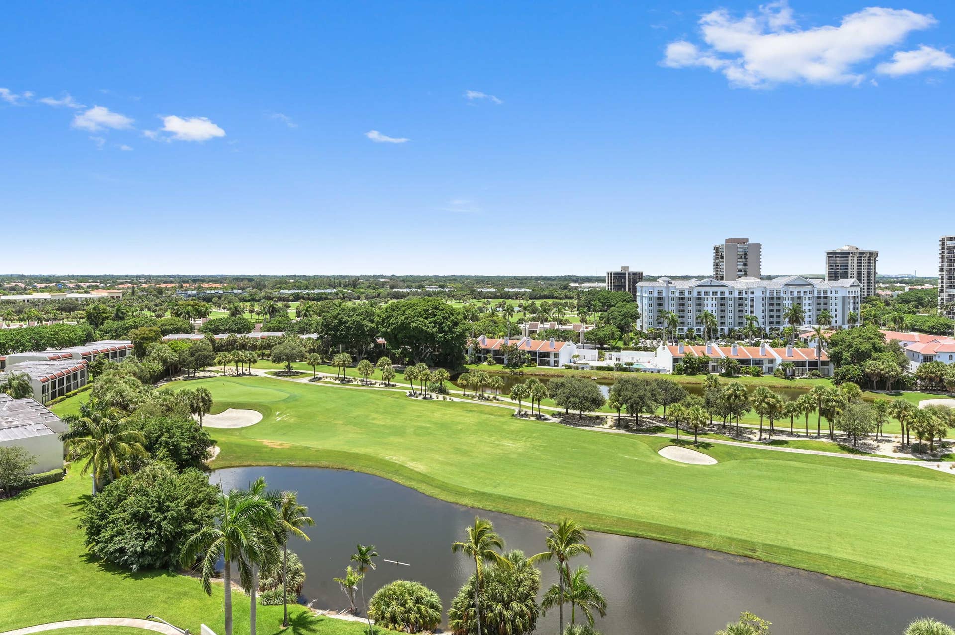 1900 CONSULATE Place, #1004, West Palm Beach, FL 33401 47 drone 02