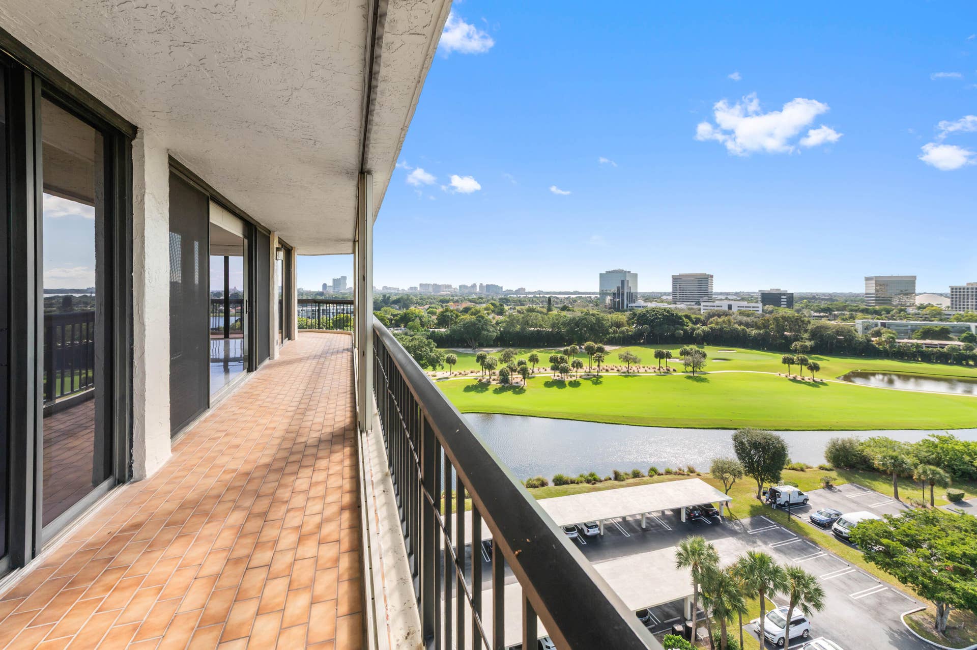 1900 CONSULATE Place, #1004, West Palm Beach, FL 33401 39 balcony 05