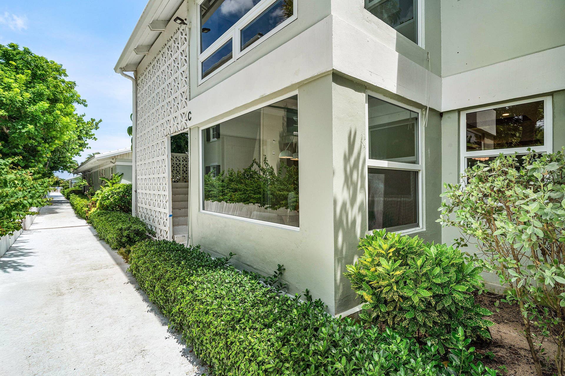 320 S Ocean Boulevard, #Lower C, Delray Beach, FL 33483 002-320SouthOceanBoulevard-LC-DelrayBeac