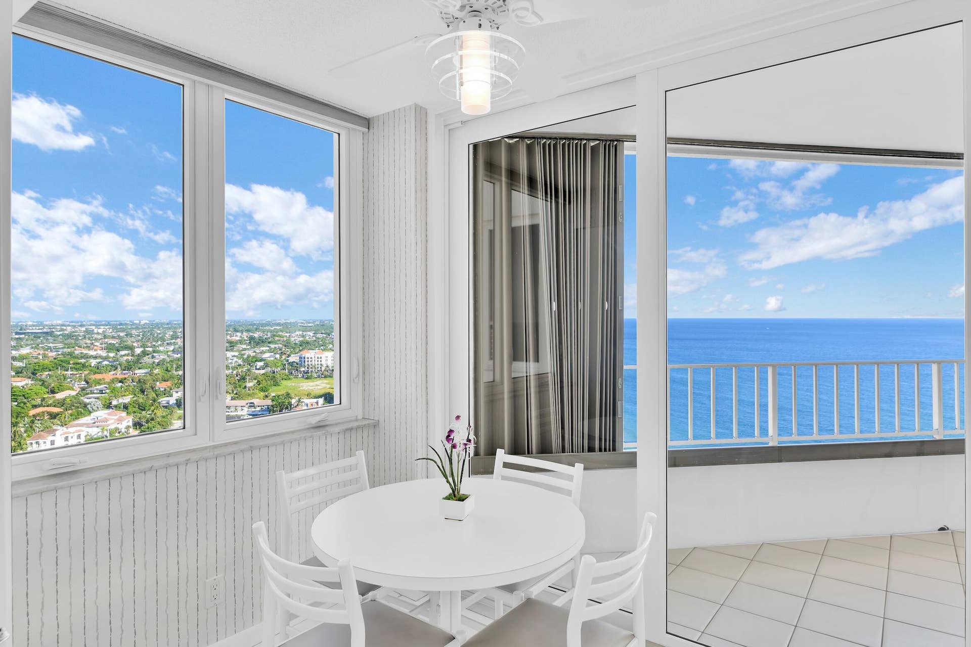 500 S Ocean Boulevard, #2201, Boca Raton, FL 33432 Kitchen Nook