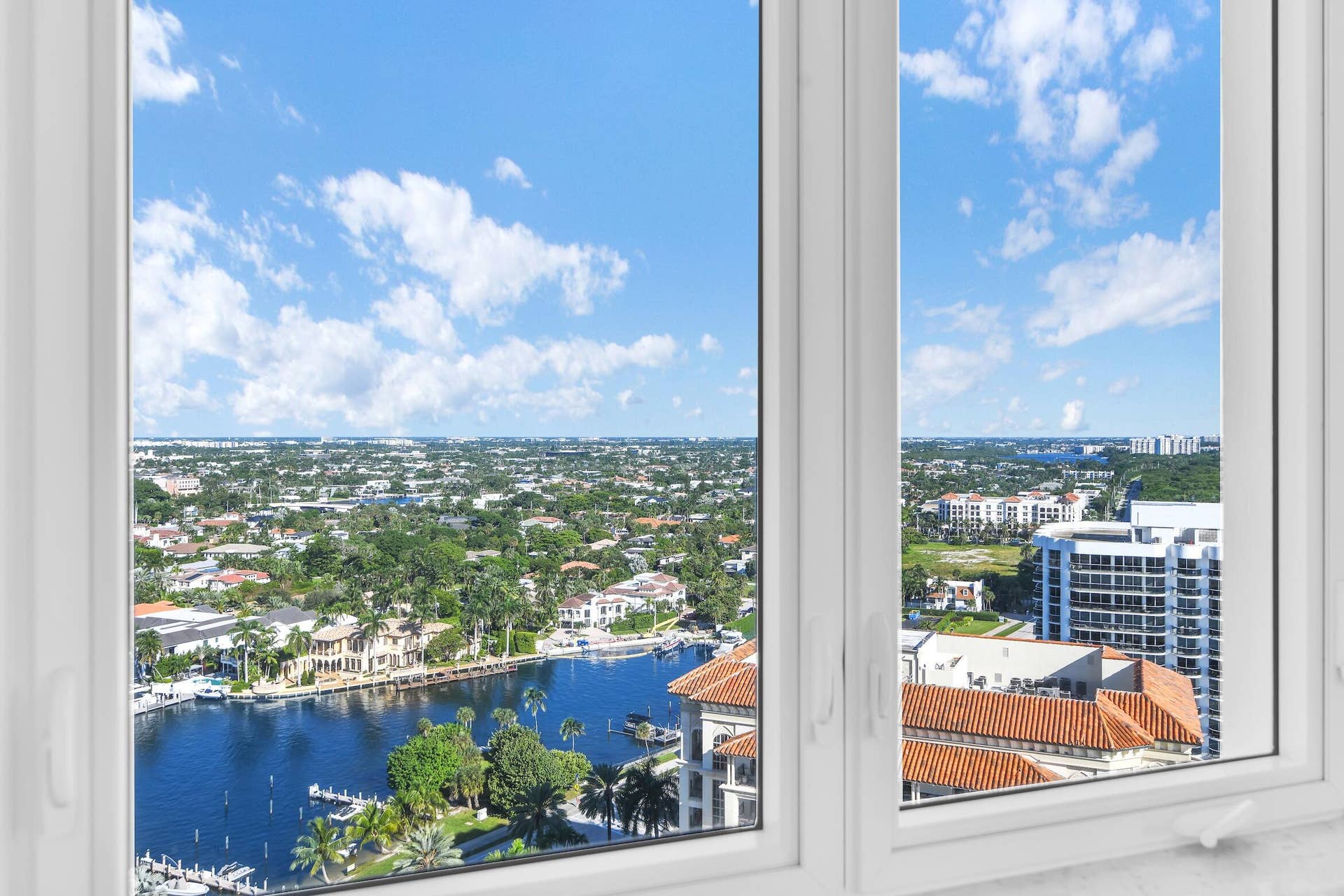 500 S Ocean Boulevard, #2201, Boca Raton, FL 33432 Kitchen View