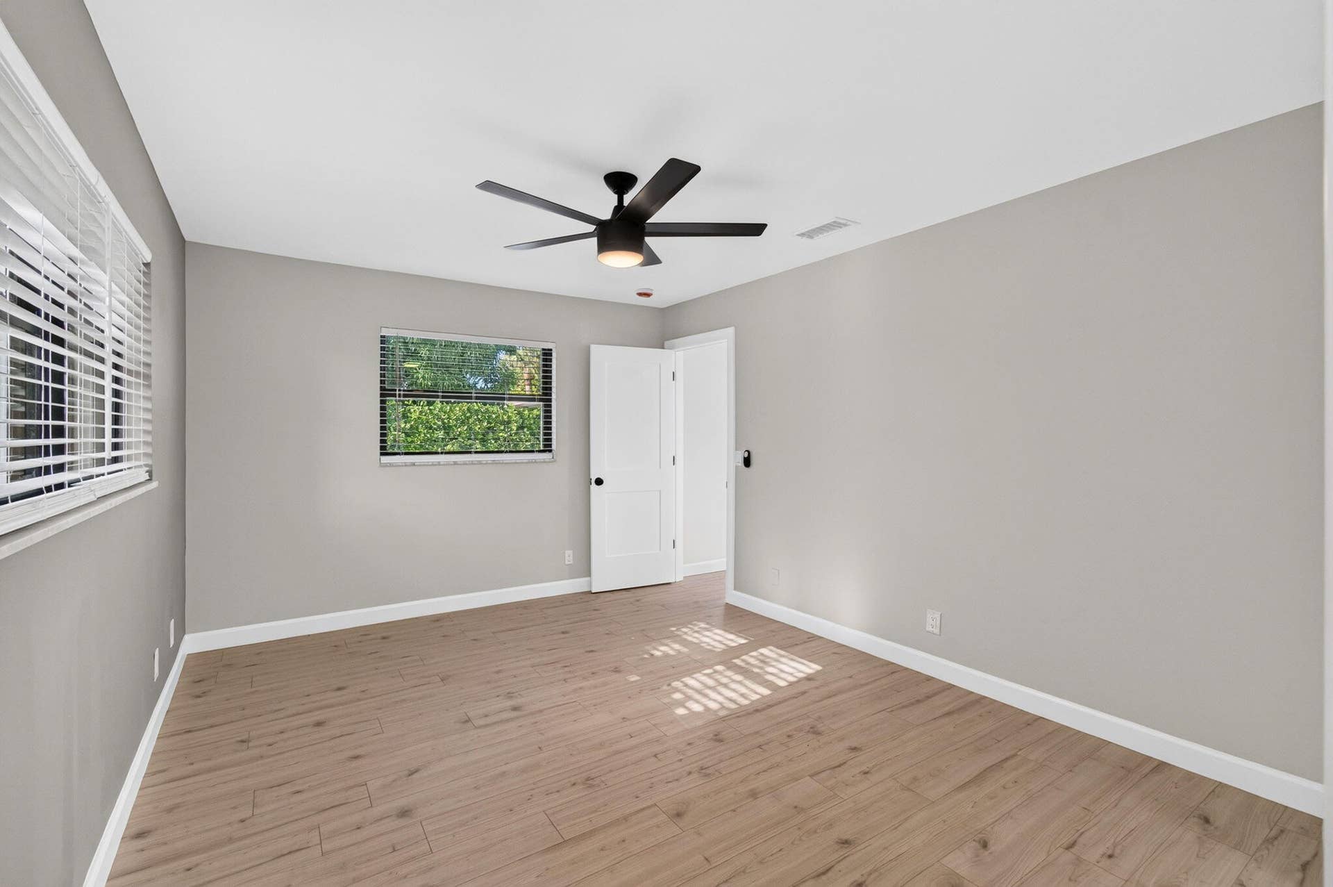 3776 DOGWOOD Avenue, Palm Beach Gardens, FL 33410 Primary Bedroom