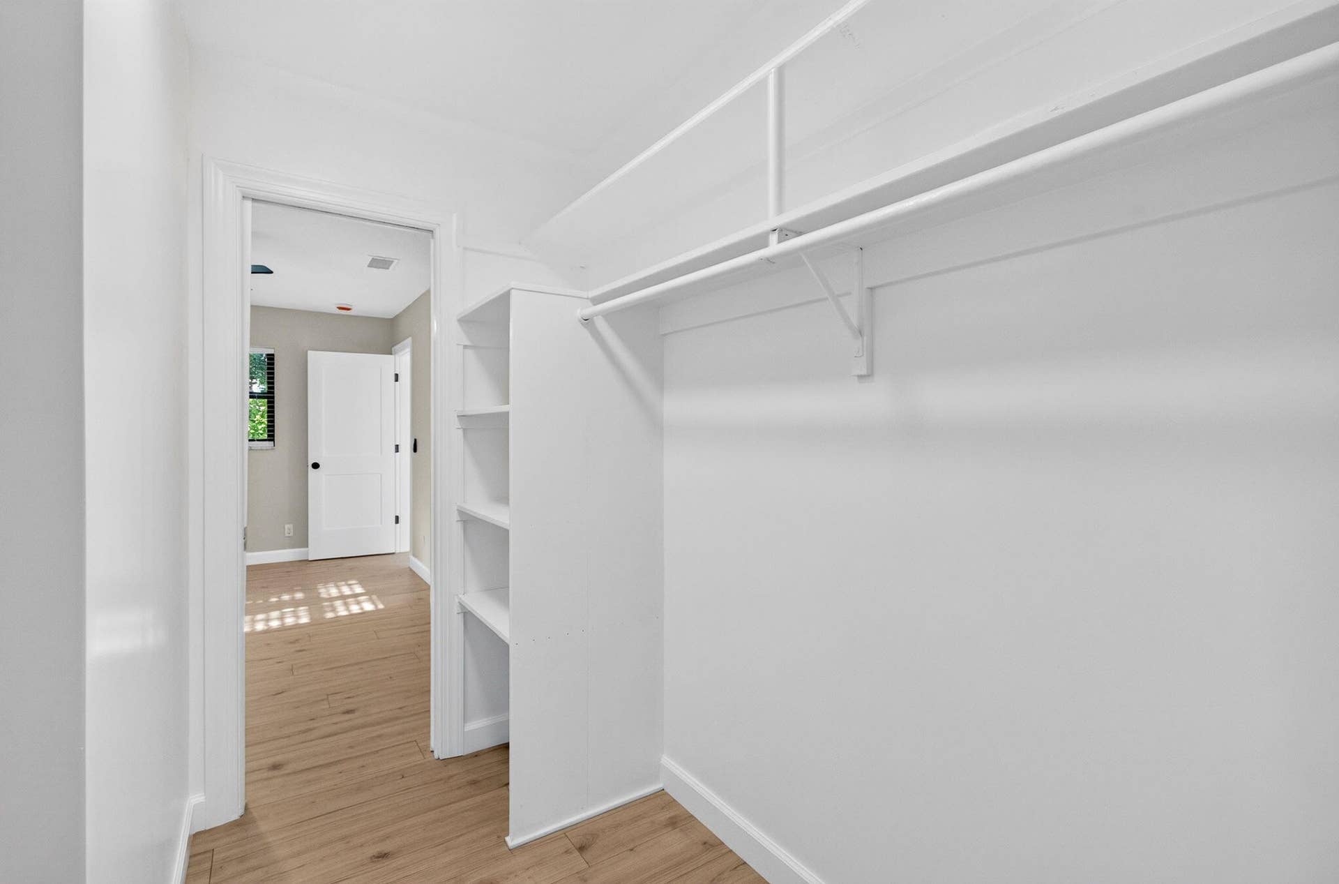 3776 DOGWOOD Avenue, Palm Beach Gardens, FL 33410 Primary Closet