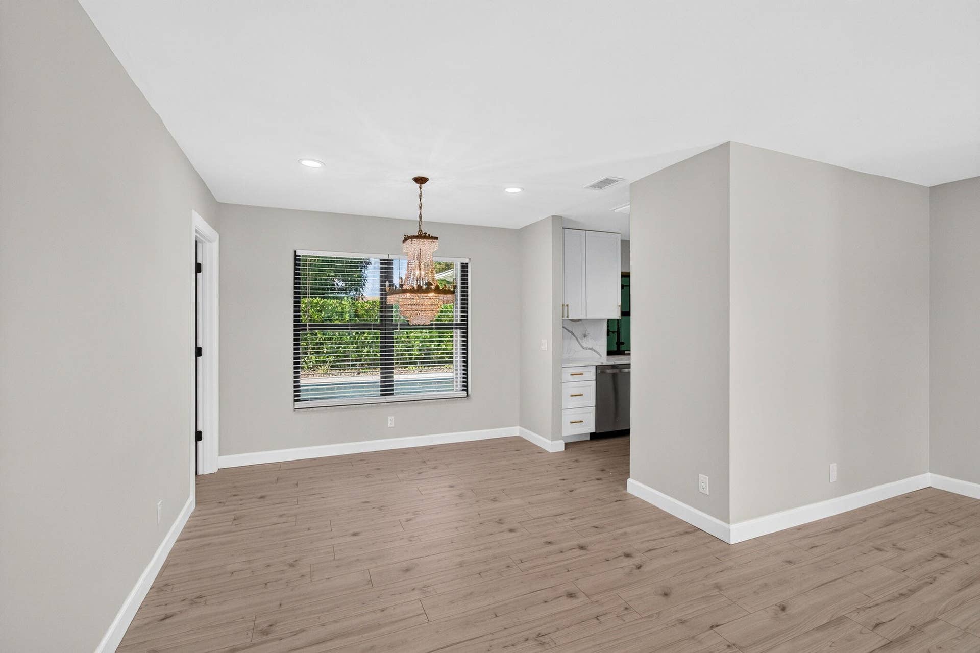 3776 DOGWOOD Avenue, Palm Beach Gardens, FL 33410 Dining Room