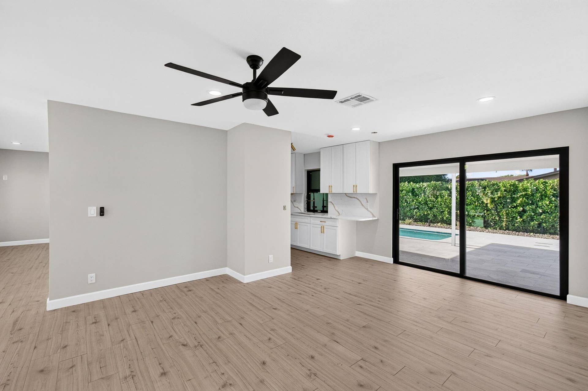 3776 DOGWOOD Avenue, Palm Beach Gardens, FL 33410 Family Room