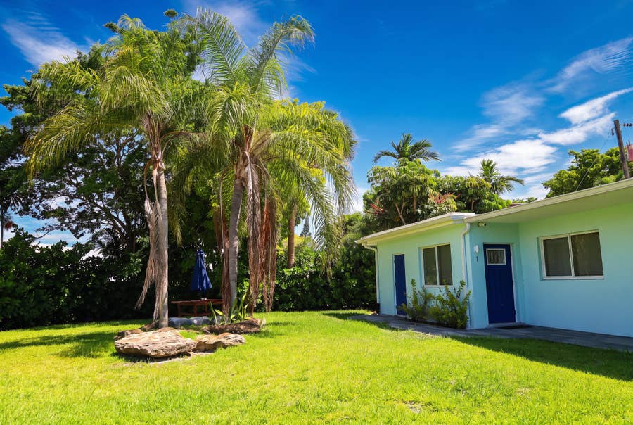 Property photo for 898 SE 2nd Place, Deerfield Beach, FL