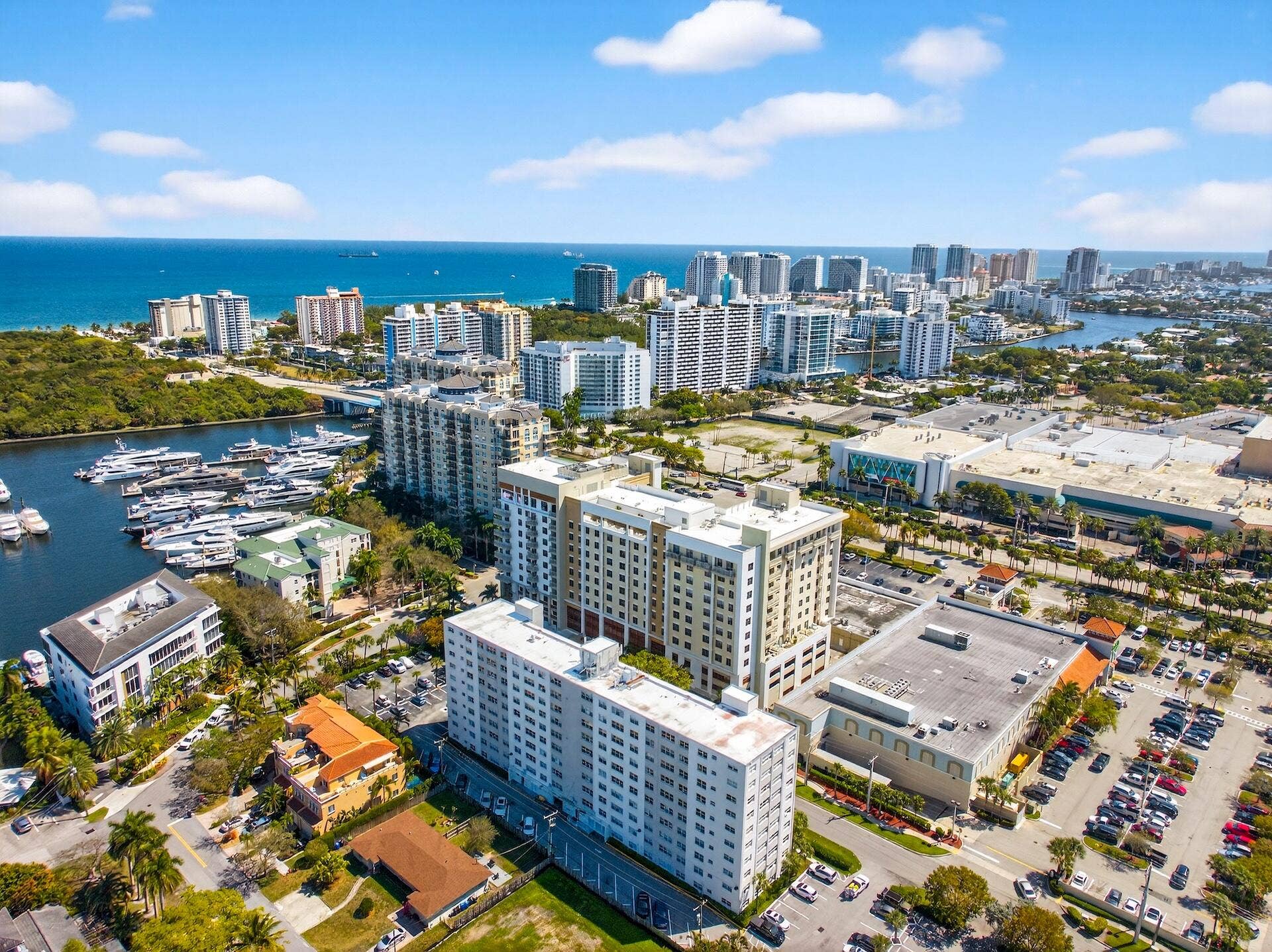 2555 NE 11TH Street, #404, Fort Lauderdale, FL 33304 HORIZON 404 AERIAL LANDSCAPE-1-4