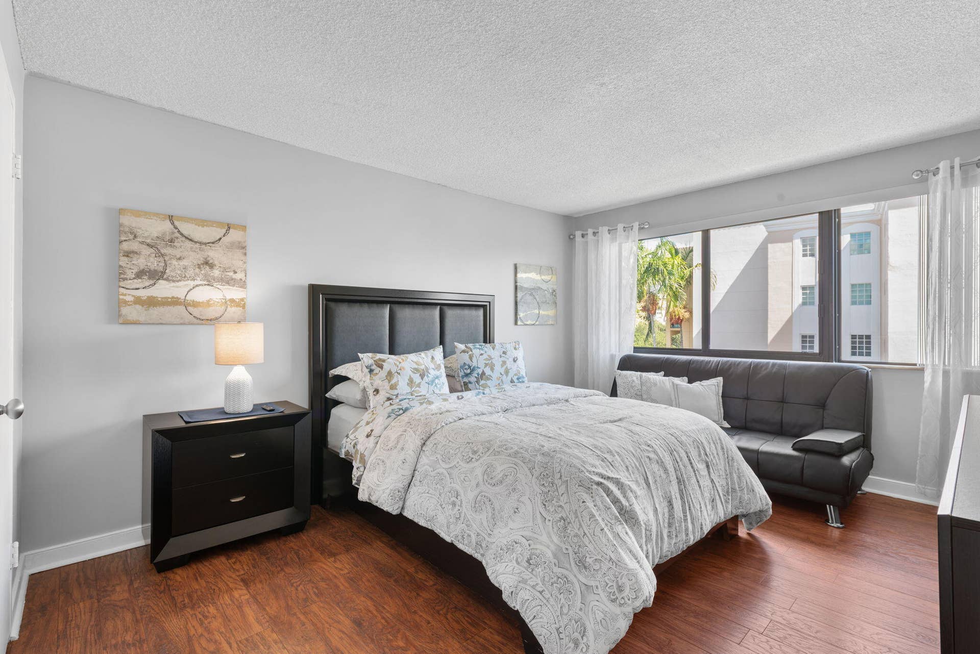 301 GOLDEN ISLES Drive, #401, Hallandale Beach, FL 33009 2-web-or-mls-_BWP0365