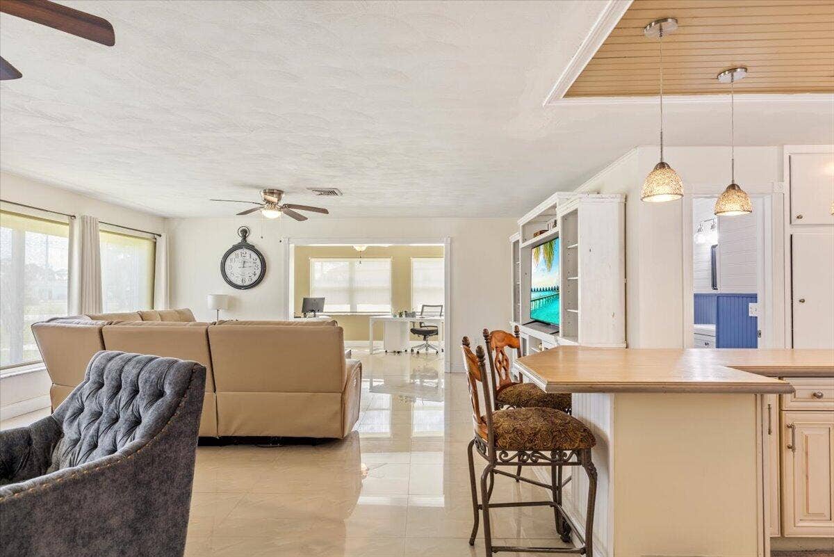 6005 Lantana Drive, Fort Pierce, FL 34951 26-0B2A1721