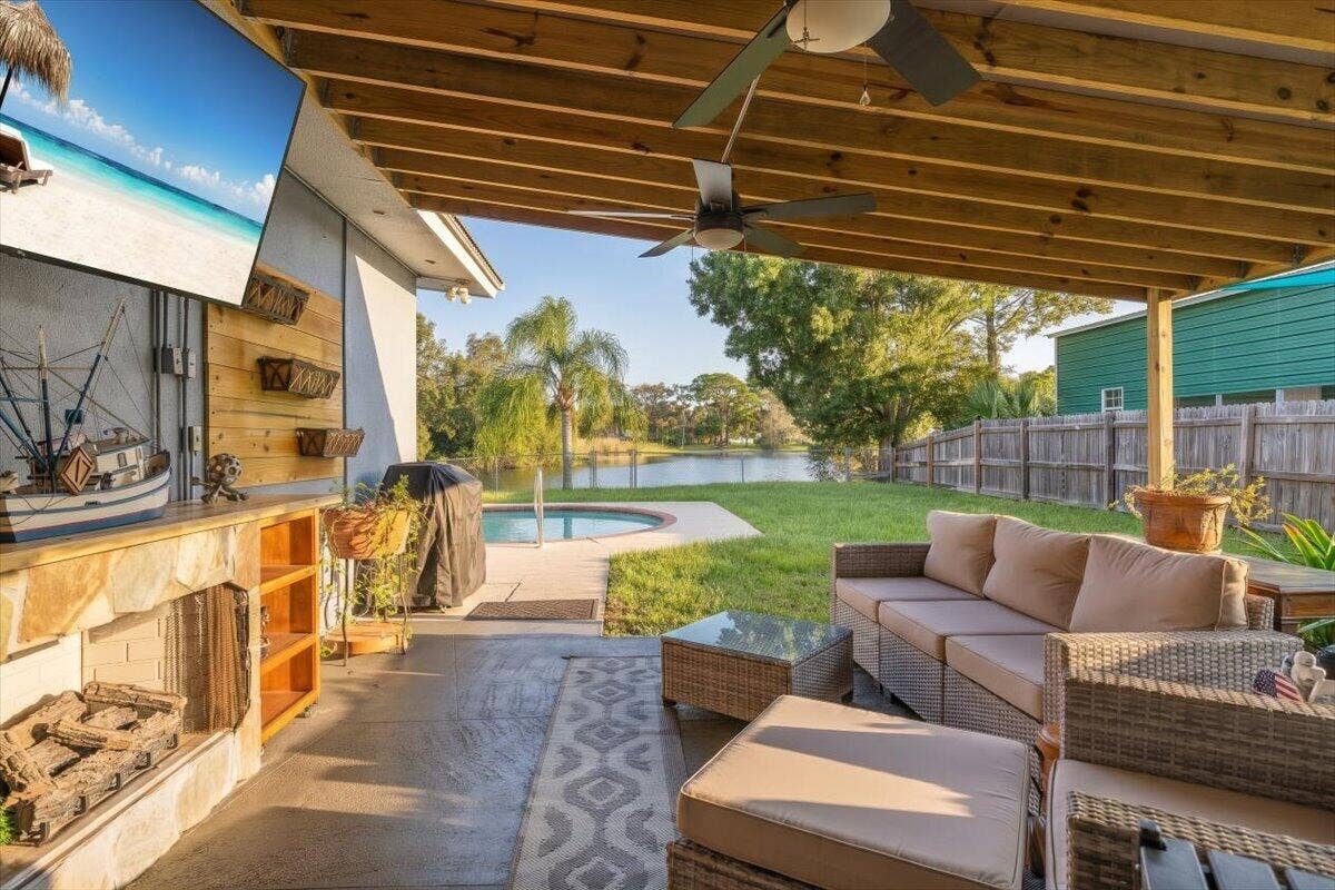 6005 Lantana Drive, Fort Pierce, FL 34951 56-stylized-0B2A1756
