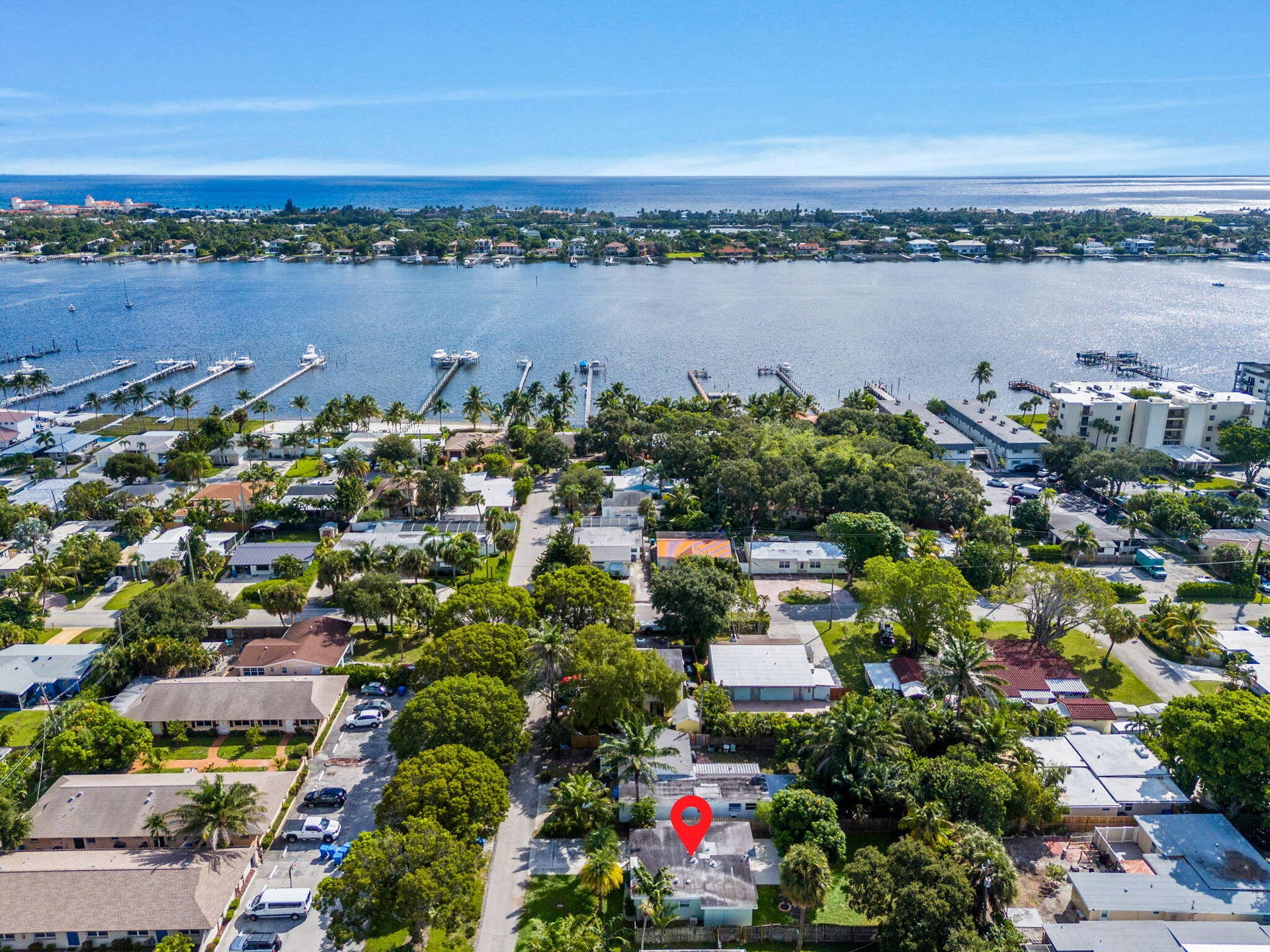 128 E Central Boulevard, Lantana, FL 33462 52-web-or-mls-DJI_20261015104543_0080_D-