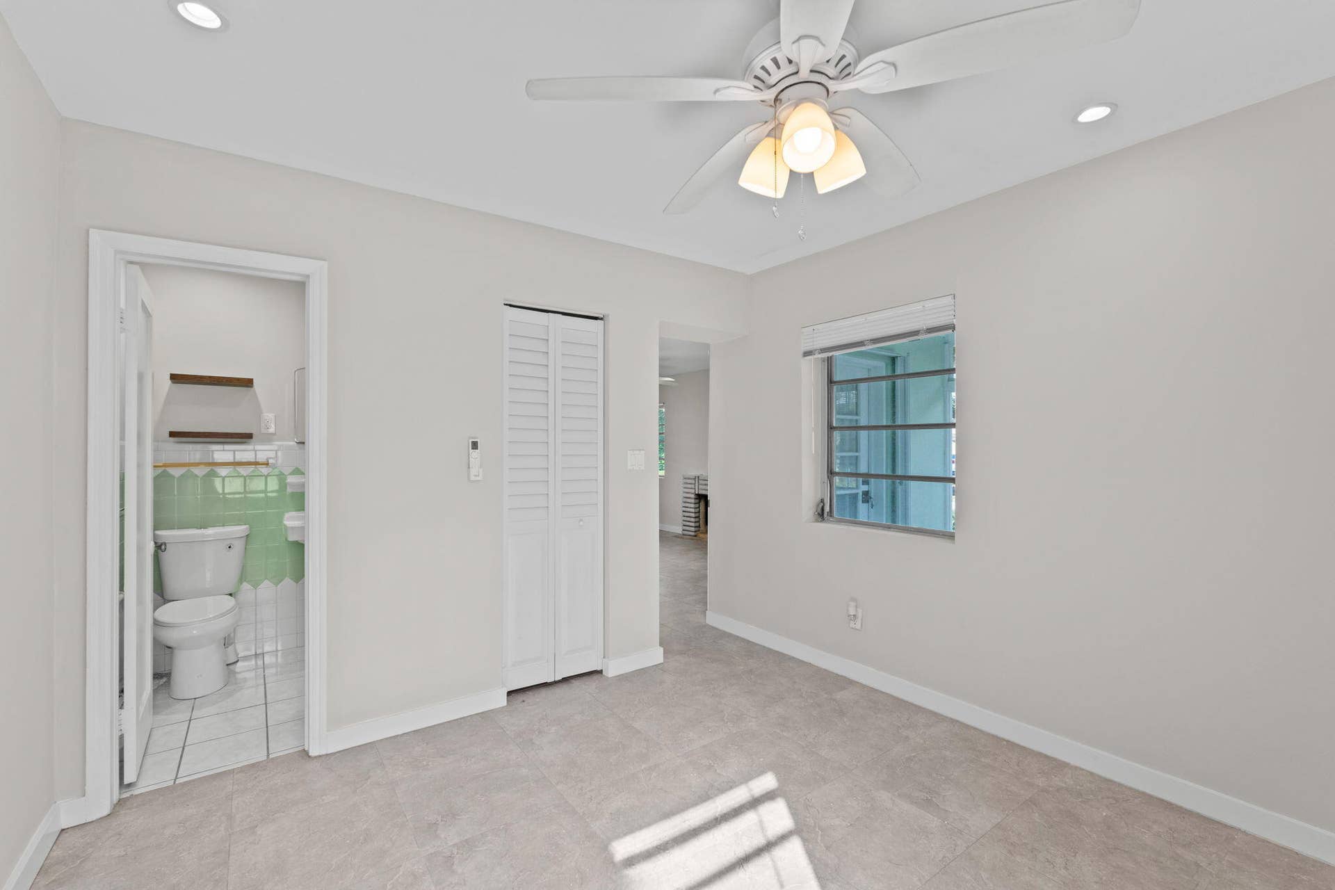 128 E Central Boulevard, Lantana, FL 33462 23-web-or-mls-A7401701