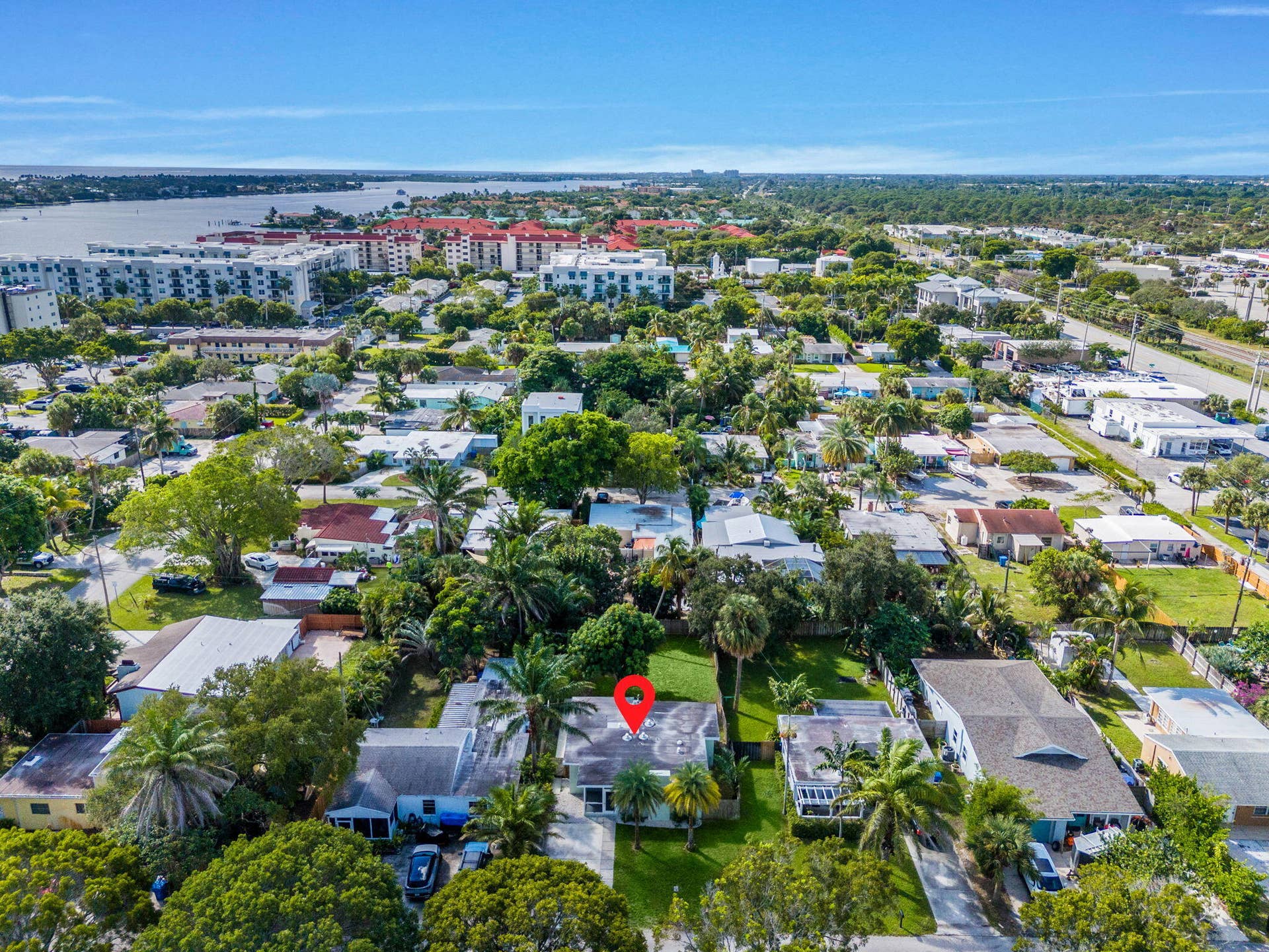 128 E Central Boulevard, Lantana, FL 33462 40-web-or-mls-DJI_20261015104408_0072_D-