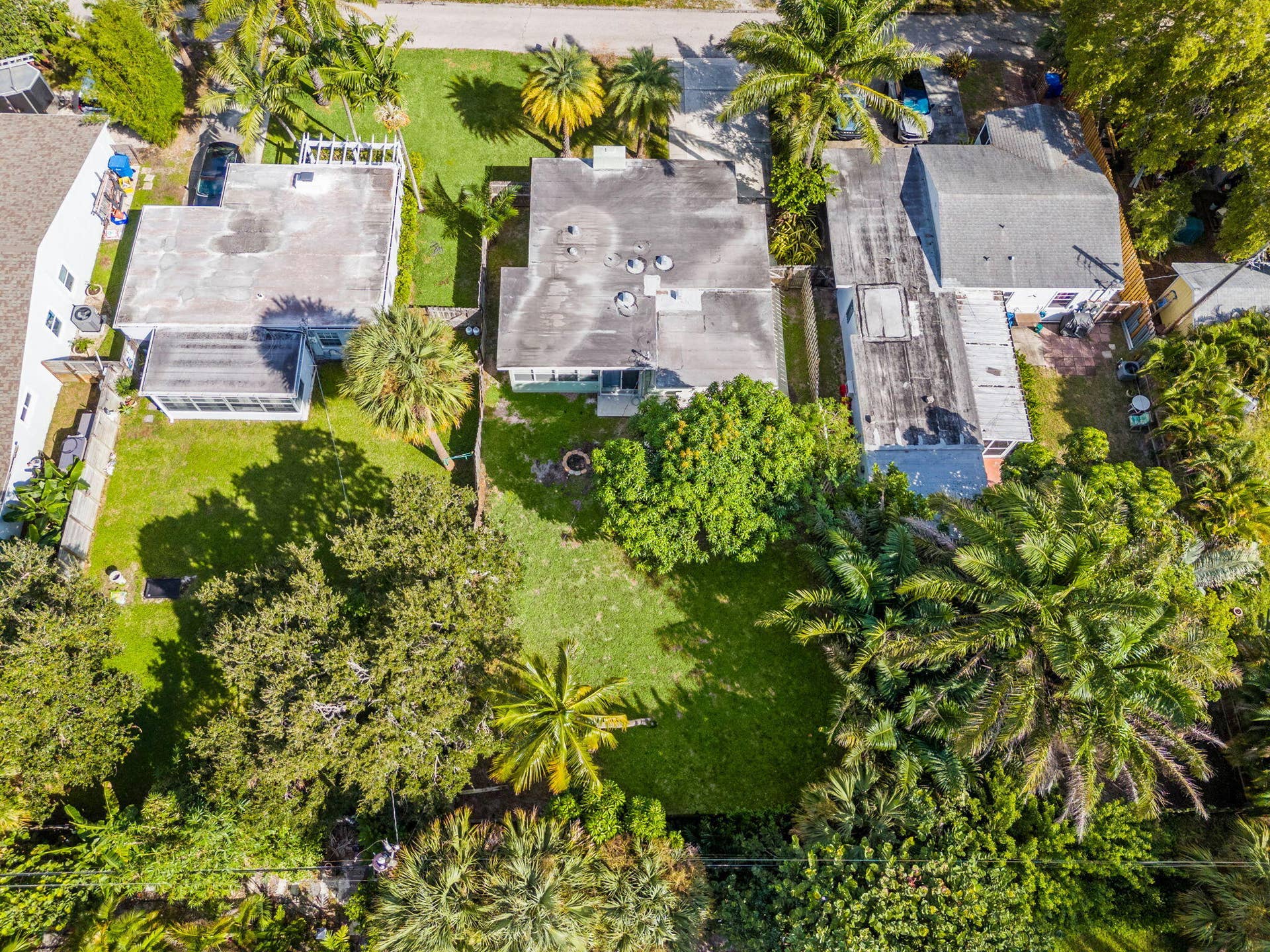 128 E Central Boulevard, Lantana, FL 33462 39-web-or-mls-DJI_20261015104621_0082_D
