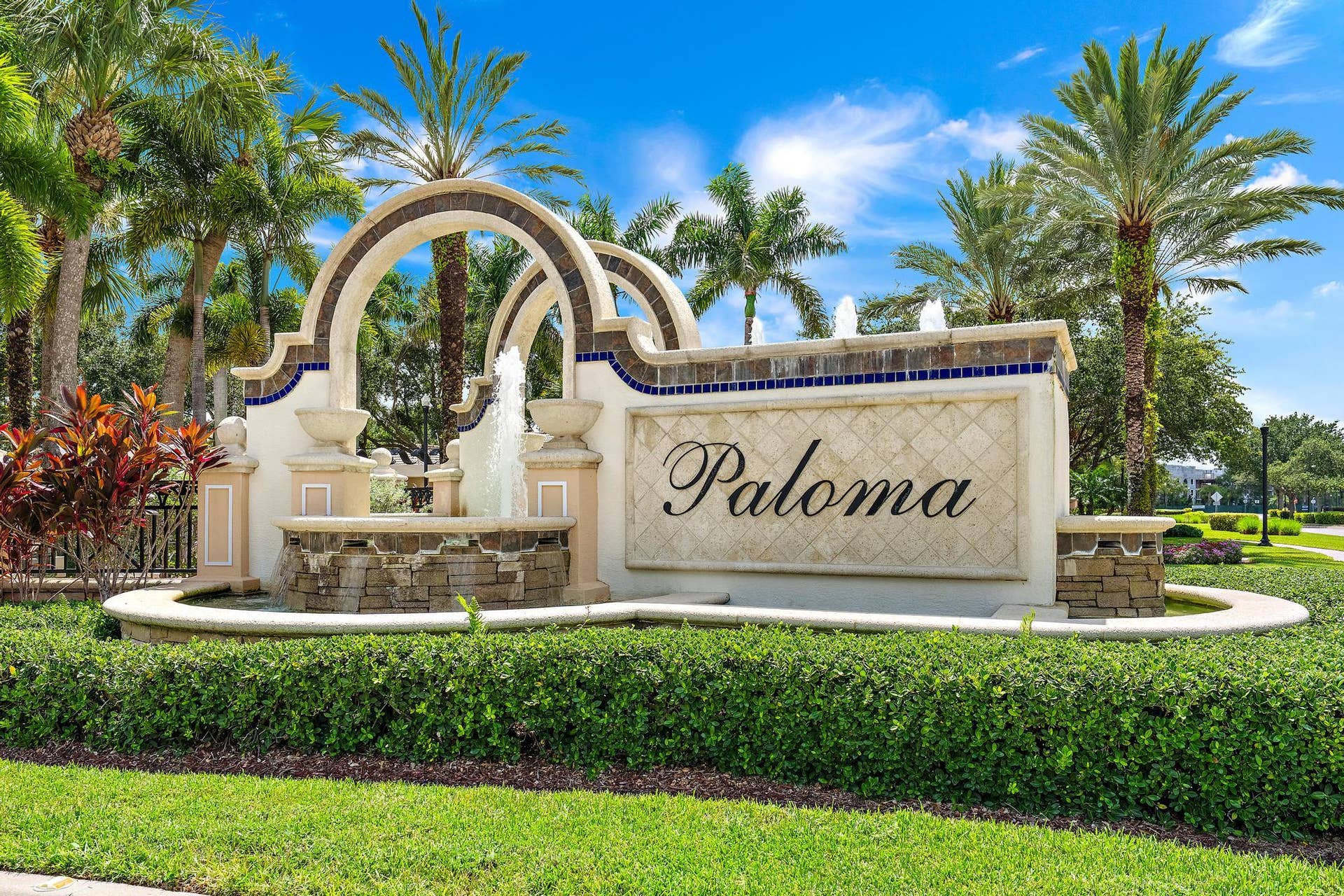 Paloma Sign