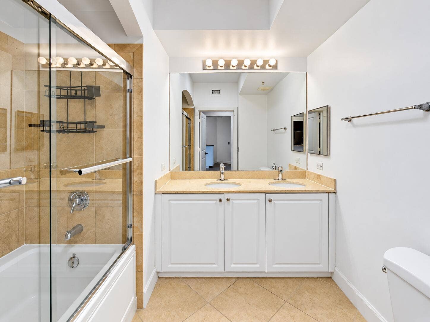 1690 Renaissance Commons Boulevard, #1422, Boynton Beach, FL 33426 2nd Bathroom
