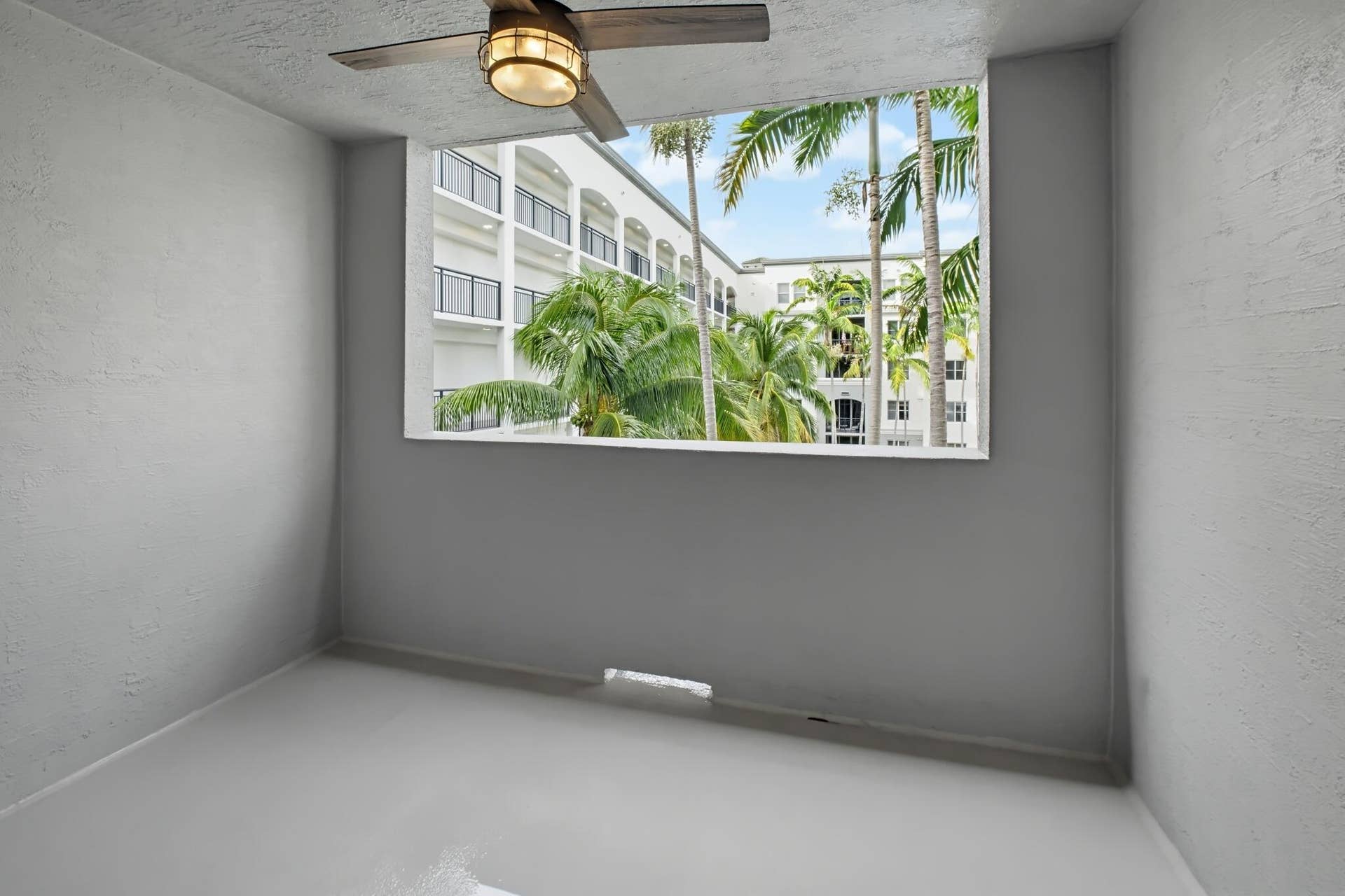 1690 Renaissance Commons Boulevard, #1422, Boynton Beach, FL 33426 Covered Balcony