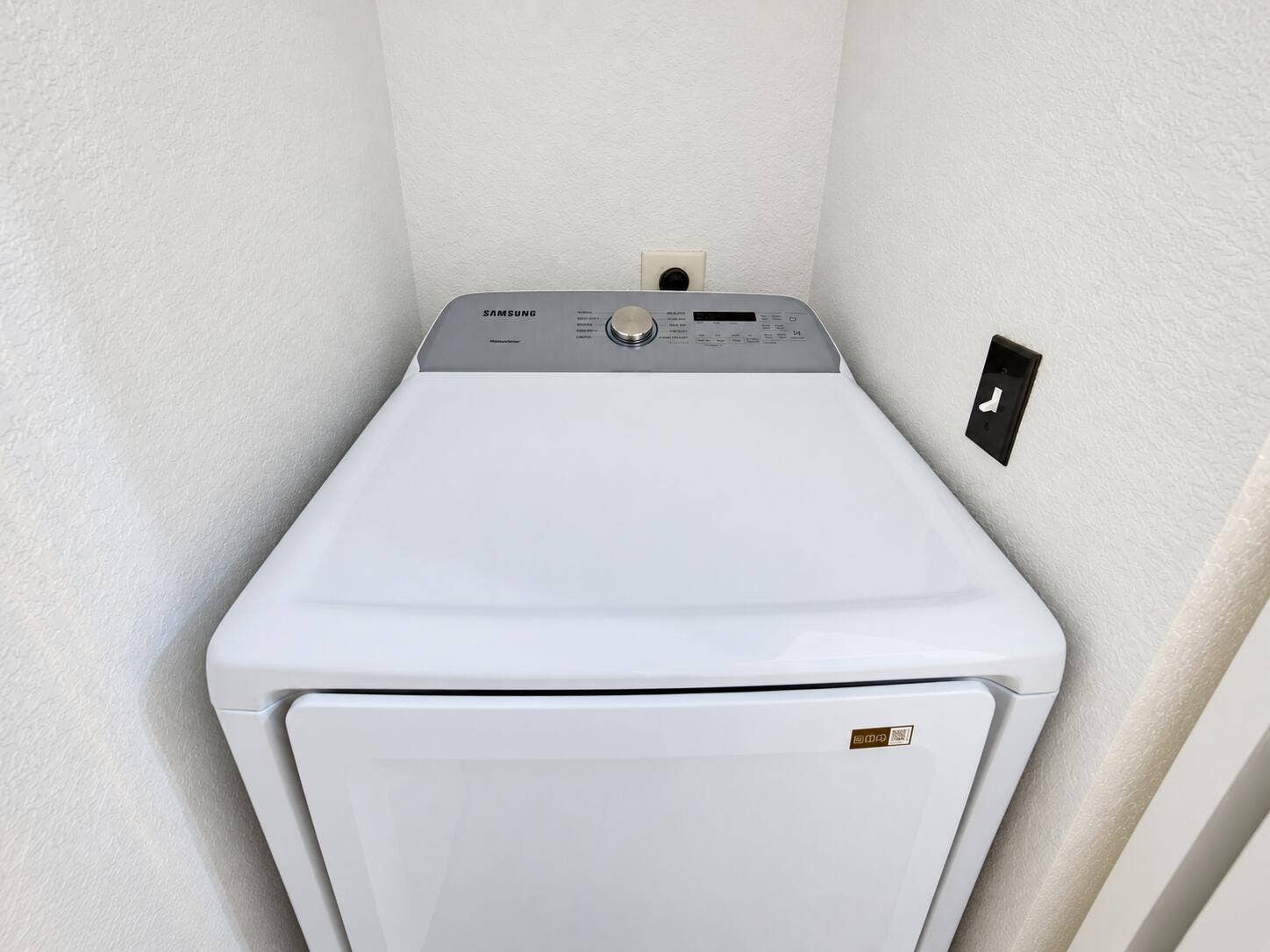 1690 Renaissance Commons Boulevard, #1422, Boynton Beach, FL 33426 New Laundry