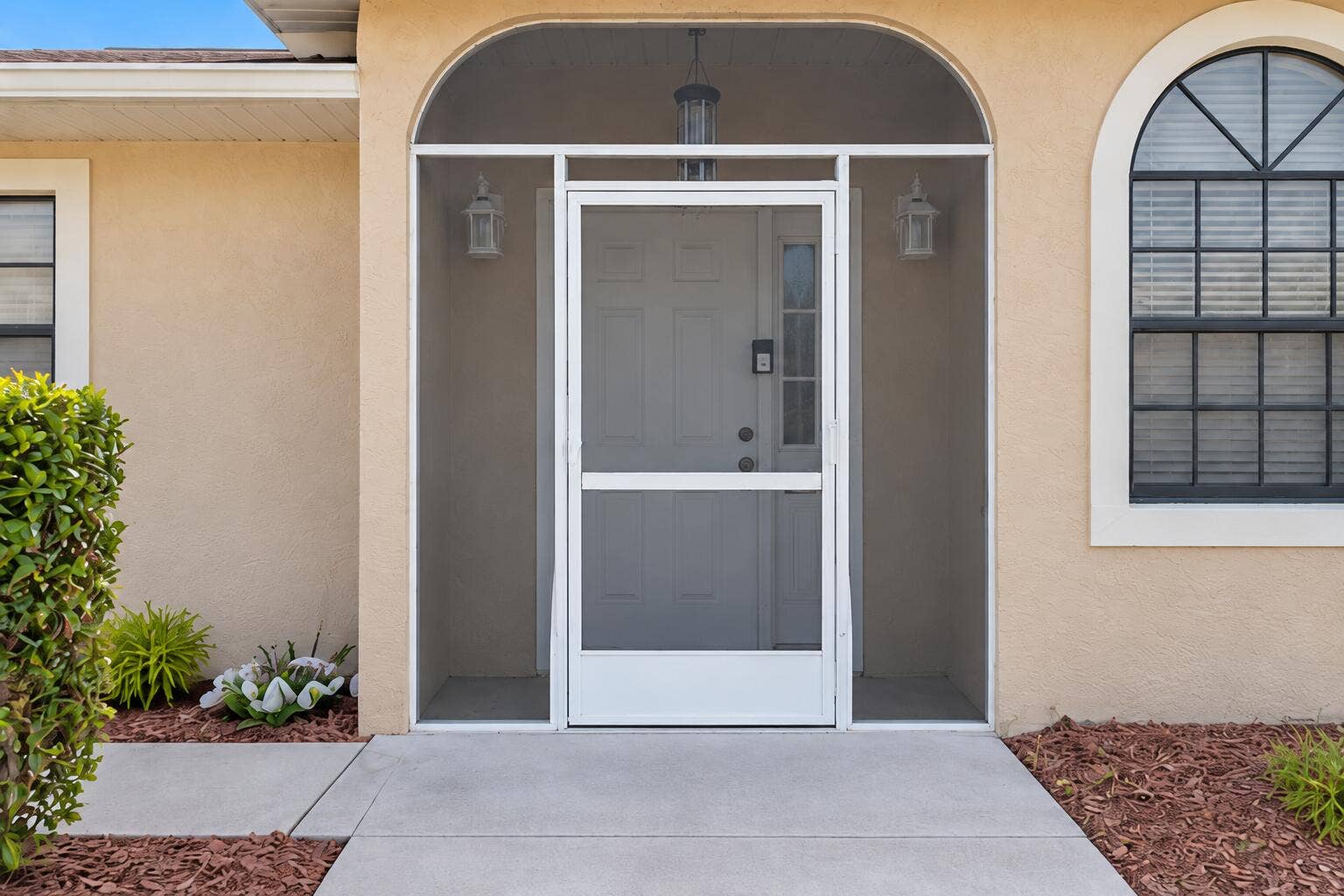 2268 SE LONGHORN Avenue, Port St Lucie, FL 34952 Front Door