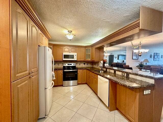 18900 Haywood Terrace, #5, Boca Raton, FL 33496 Open Kitchen