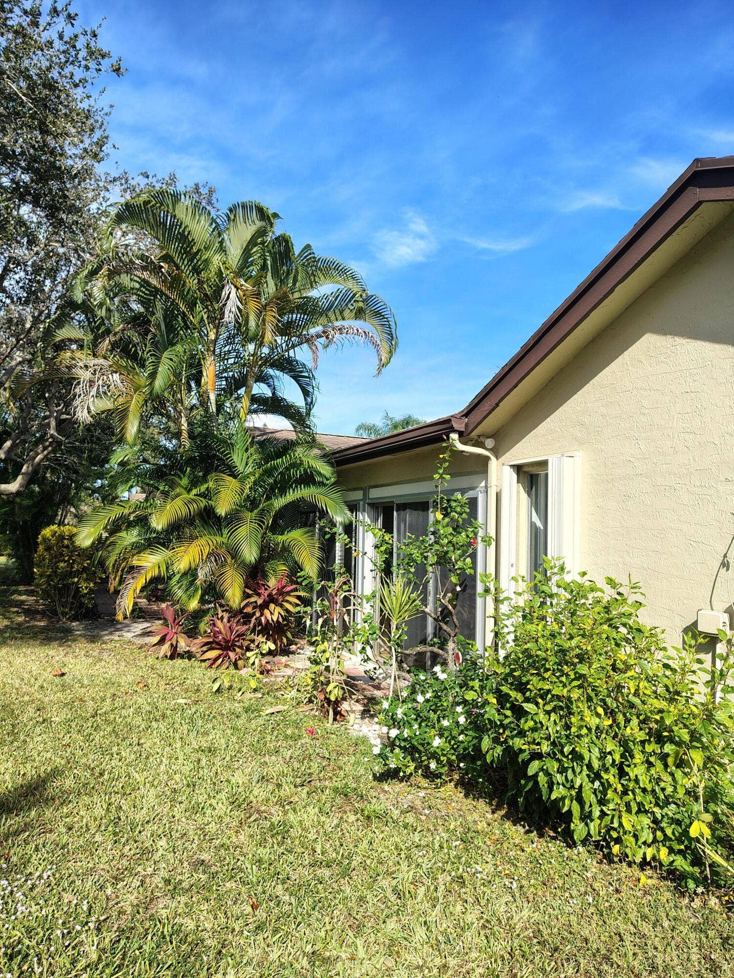 125 RAMBLEWOOD Circle, Royal Palm Beach, FL 33411 1000001255