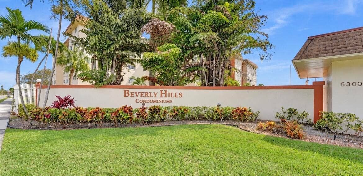 5300 WASHINGTON Street, #M309, Hollywood, FL 33021 IMG_1551