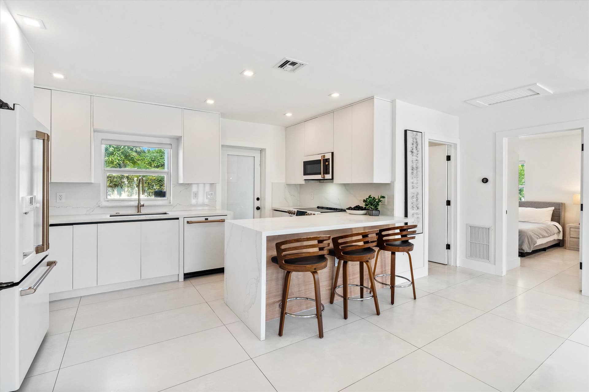 209 NE 27th Drive, Wilton Manors, FL 33334 08-209 NE 27TH DRIVE WILTON MANORS, FL-5