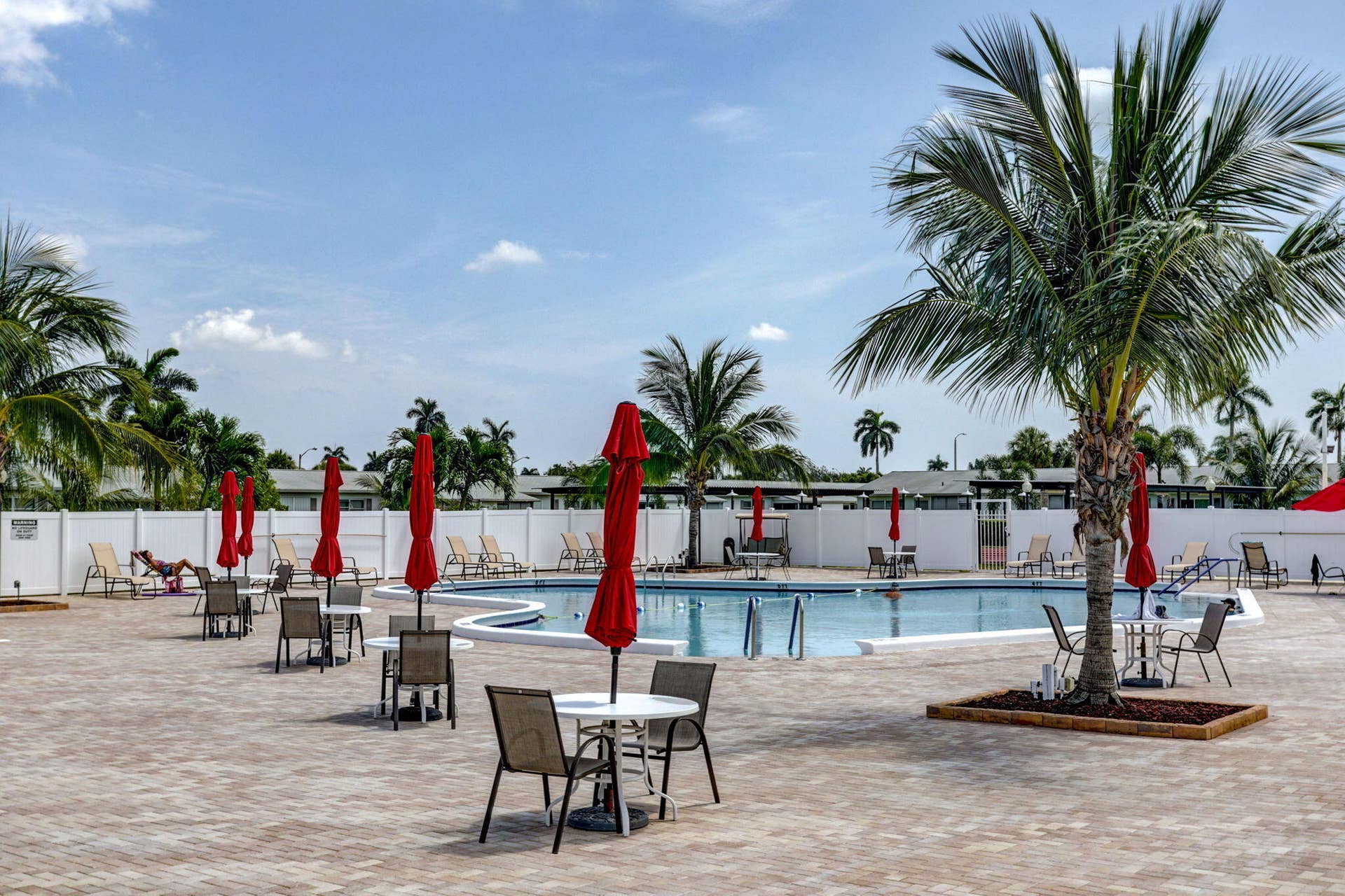 2593 DUDLEY Drive W, #I, West Palm Beach, FL 33415 Pool