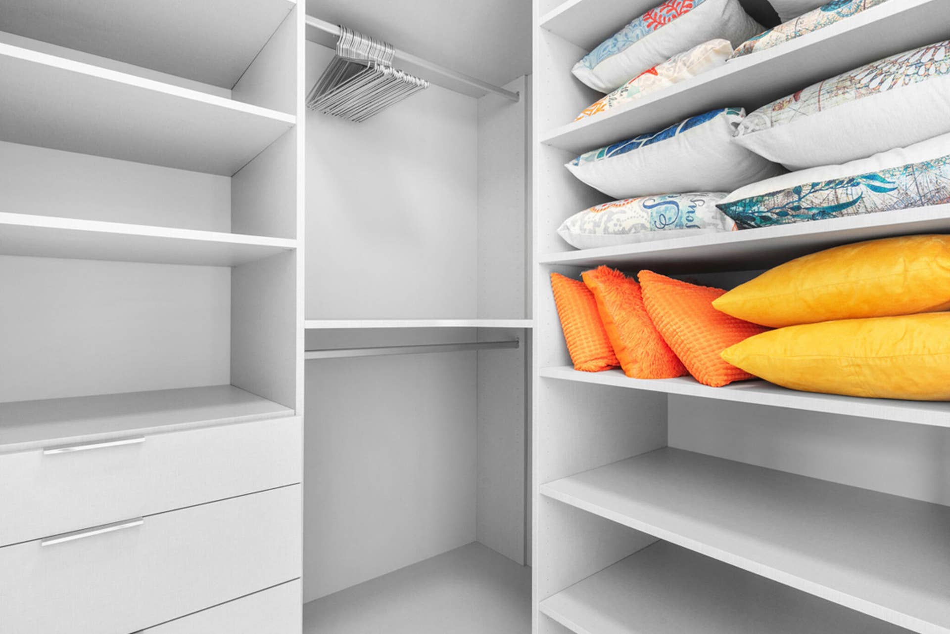 920 Intracoastal Drive, #1503, Fort Lauderdale, FL 33304 _0038_Aquablu-1503 MLS_0015_Guest Closet