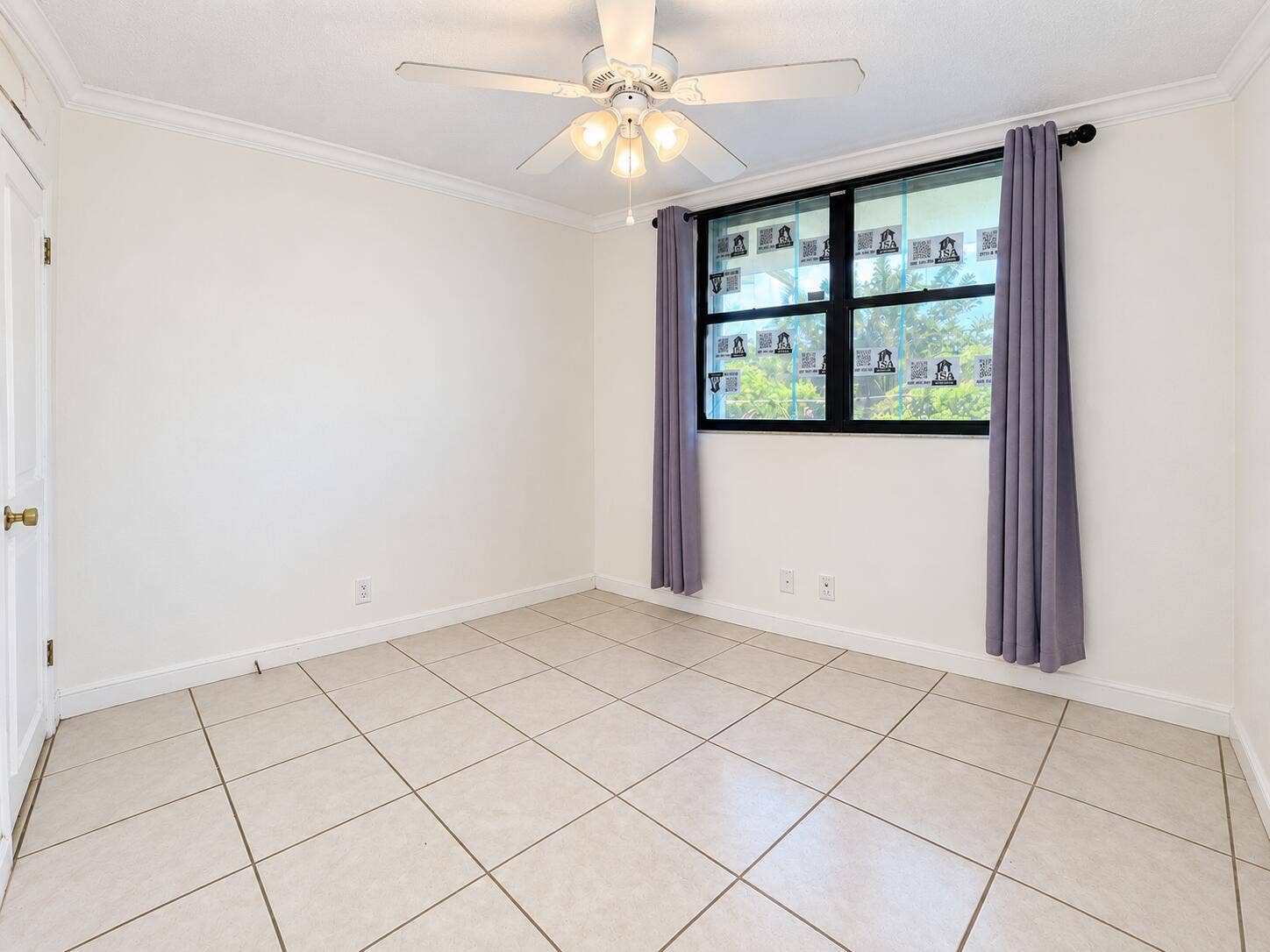 110 LAKE EMERALD Drive, #103, Oakland Park, FL 33309 Second Bathroom