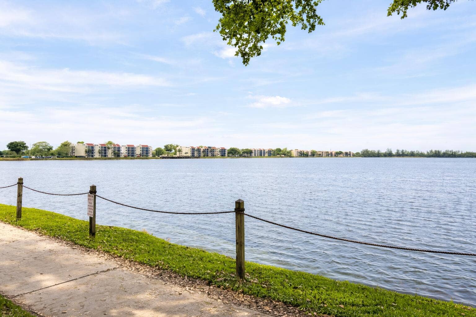 110 LAKE EMERALD Drive, #103, Oakland Park, FL 33309 Lake Emeral 110